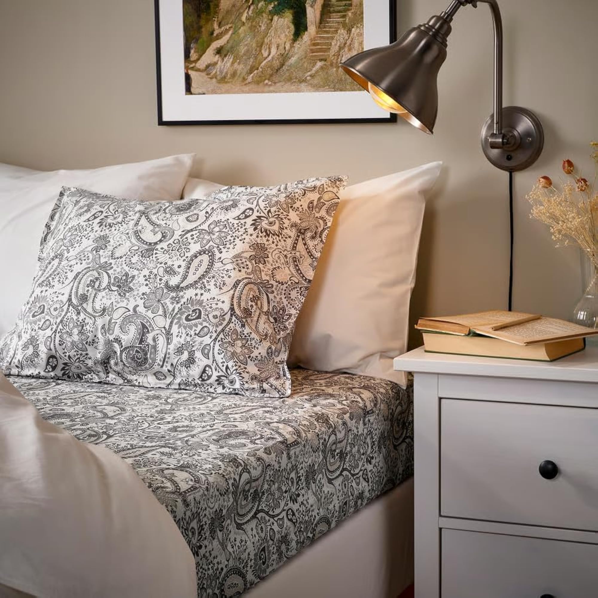 RODGERSIA Paisley Pattern Fitted Sheet