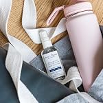 Bleu Lavande - Vaporisateur antibactérien naturel pour sanitisant les mains – 62% Alcool - Infusés avec 100% Huile essentielle de lavande pure - Pas de fragrances artificielles - Taille des voyages - Fabriqué au Canada - 60ml - 4-Pack