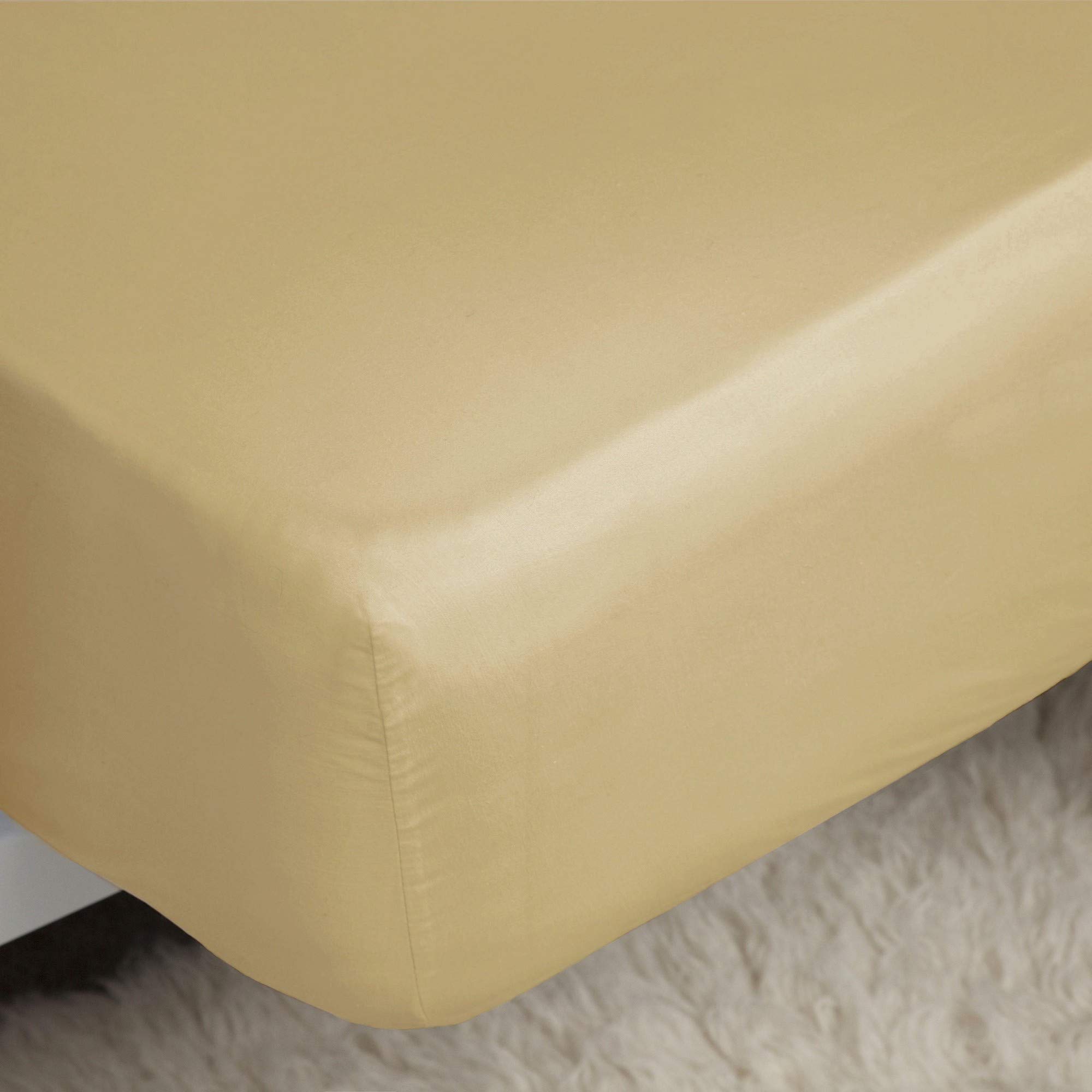 Belledorm Easycare Percale Fitted Sheet - Double, Honeydew, 200 Thread Count, 50% Cotton 50% Polyester