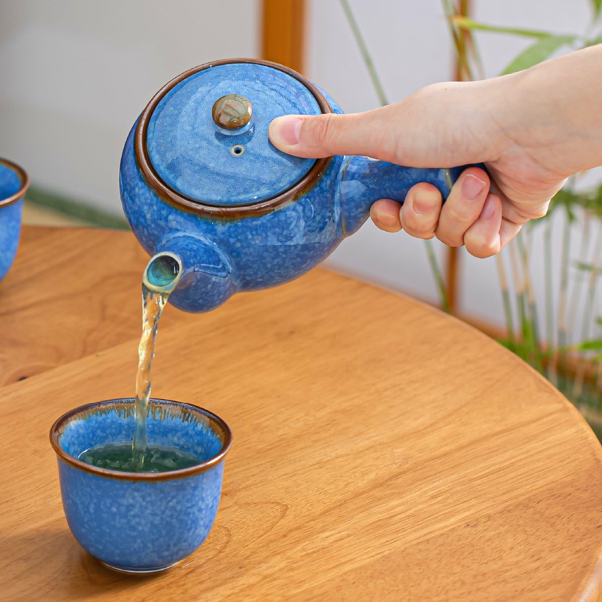 goodwei Japanisches Kyusu Teeset - Seitengriffkanne (320 ml) mit Edelstahlsieb & 4 Teetassen (110 ml) – authentisches Geschenkset für Grünen Tee (Umi)