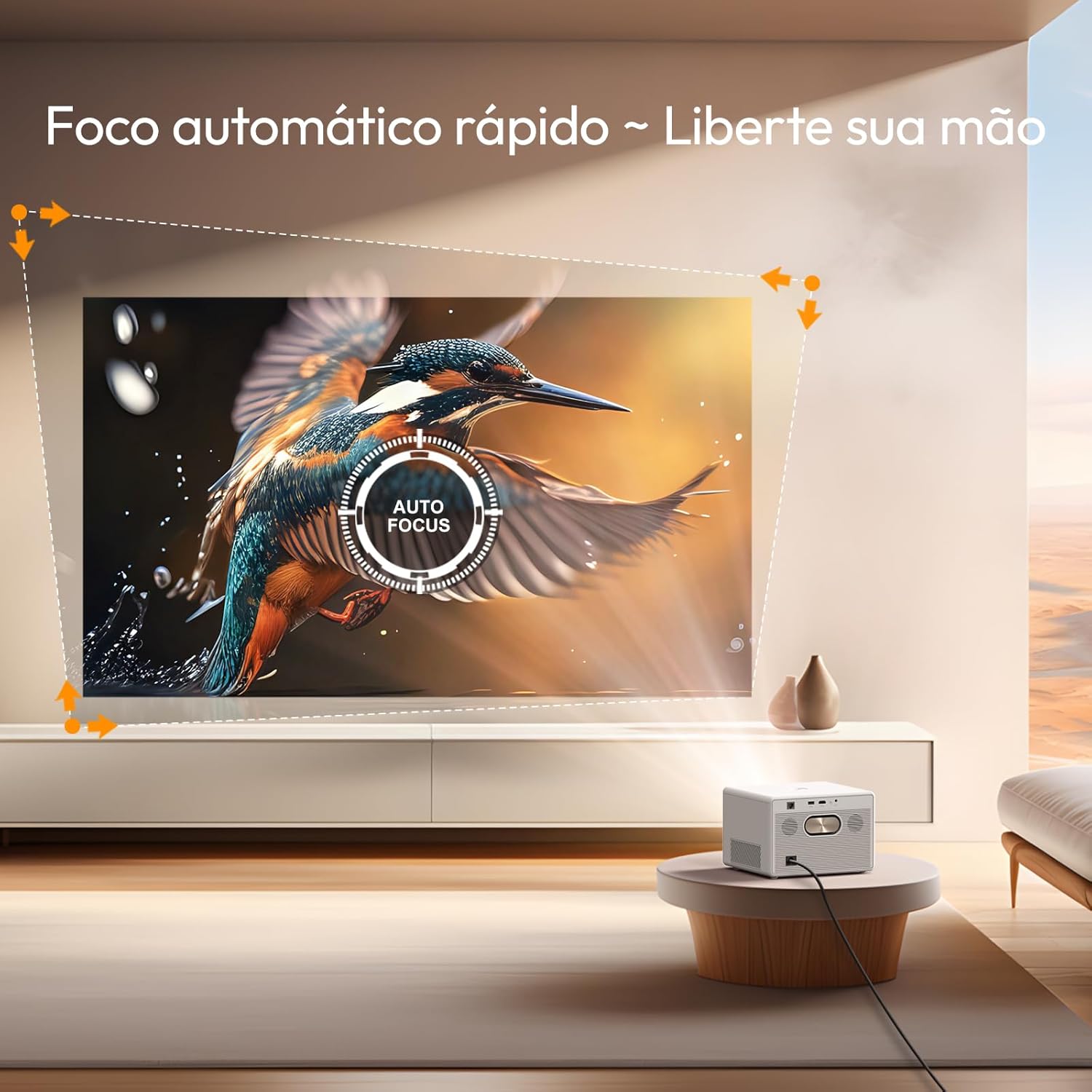 Projector demonstrating automatic focus