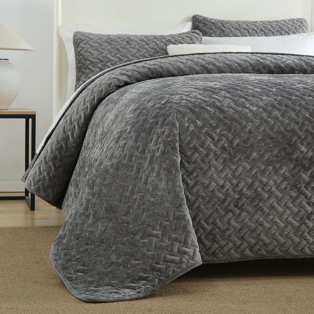 Velvet Bedspread Quilt Bedding Sets,Luxury Elegant Ultra Soft Velvet Comforters Coverlet Blankets,Weave Stitching Pattern Cotton Quilted Bedspread for All Seasons,Grey,King Size | Breathable material, Luxury soft velvet, cotton, Soft and durable, All seasons - Image 9