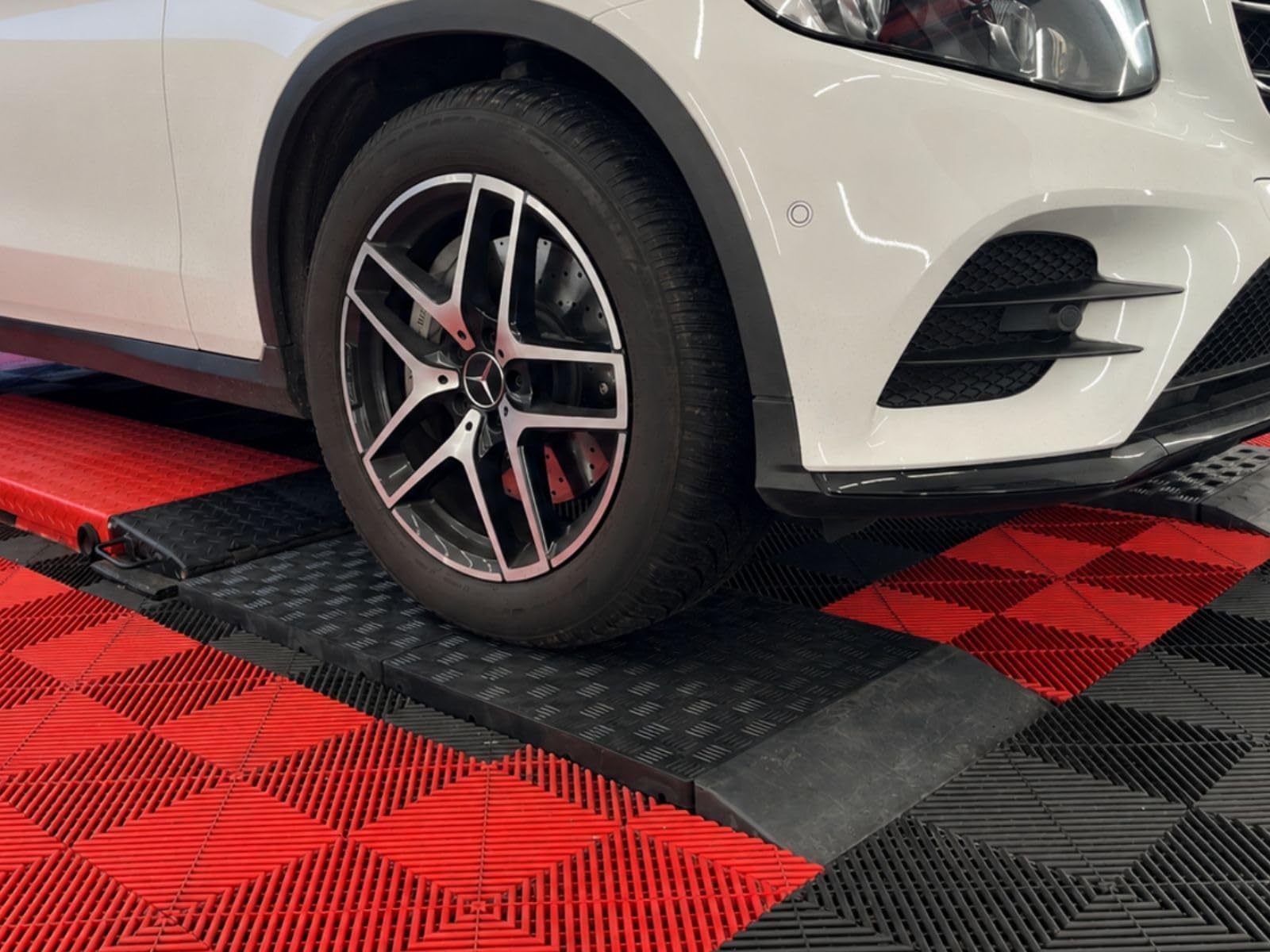 Auffahrrampen Set mit Antirutschmatten für Scherenhebebühne Überfahrrampen Rampe (4er Set)