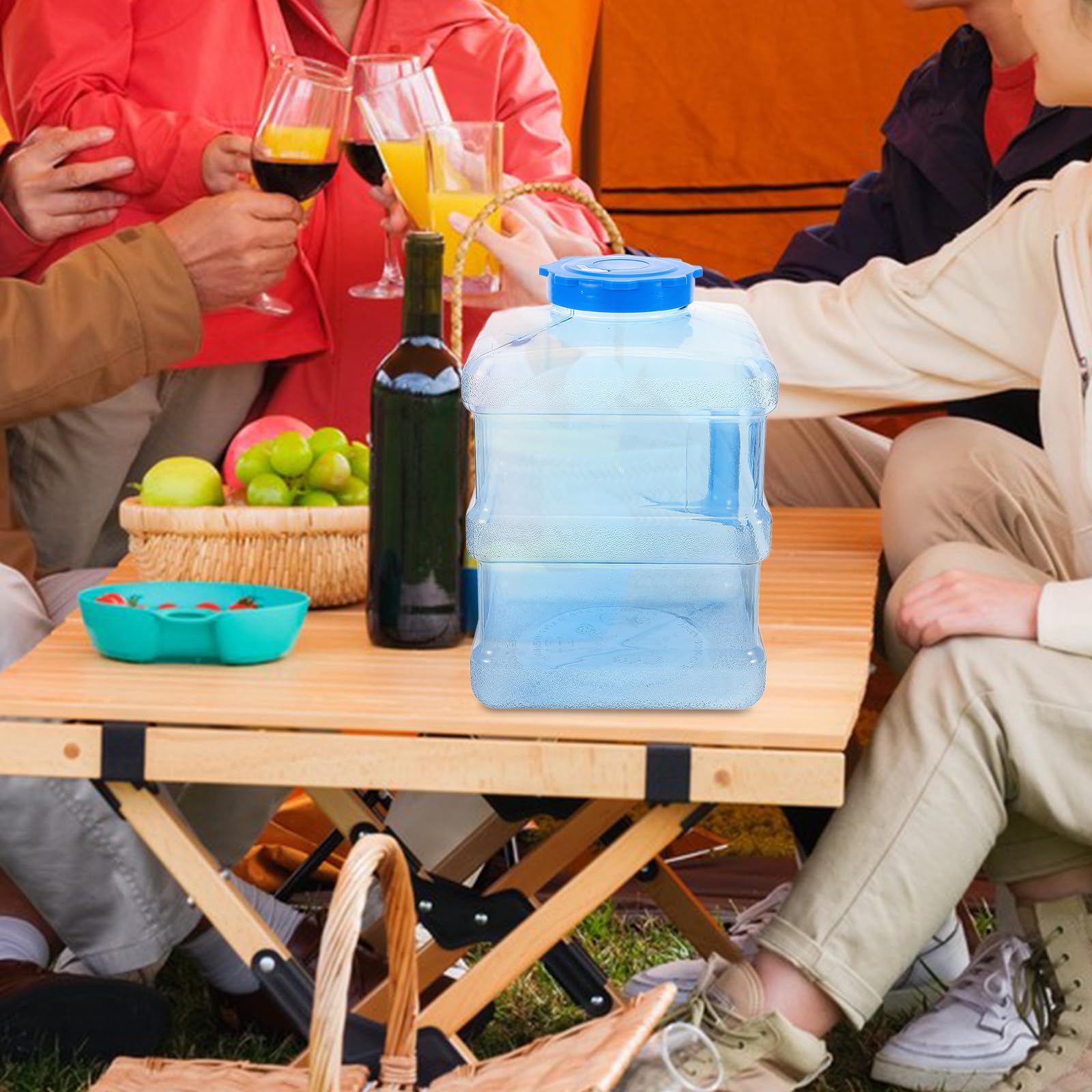 ULTECHNOVO Camping Wasserkanister 10 L aus Pvcpc mit Griff Tragbarer Wasserbehälter für Trinkwasser Outdoor Wasserspeicher für Camping Haushalt und Auto