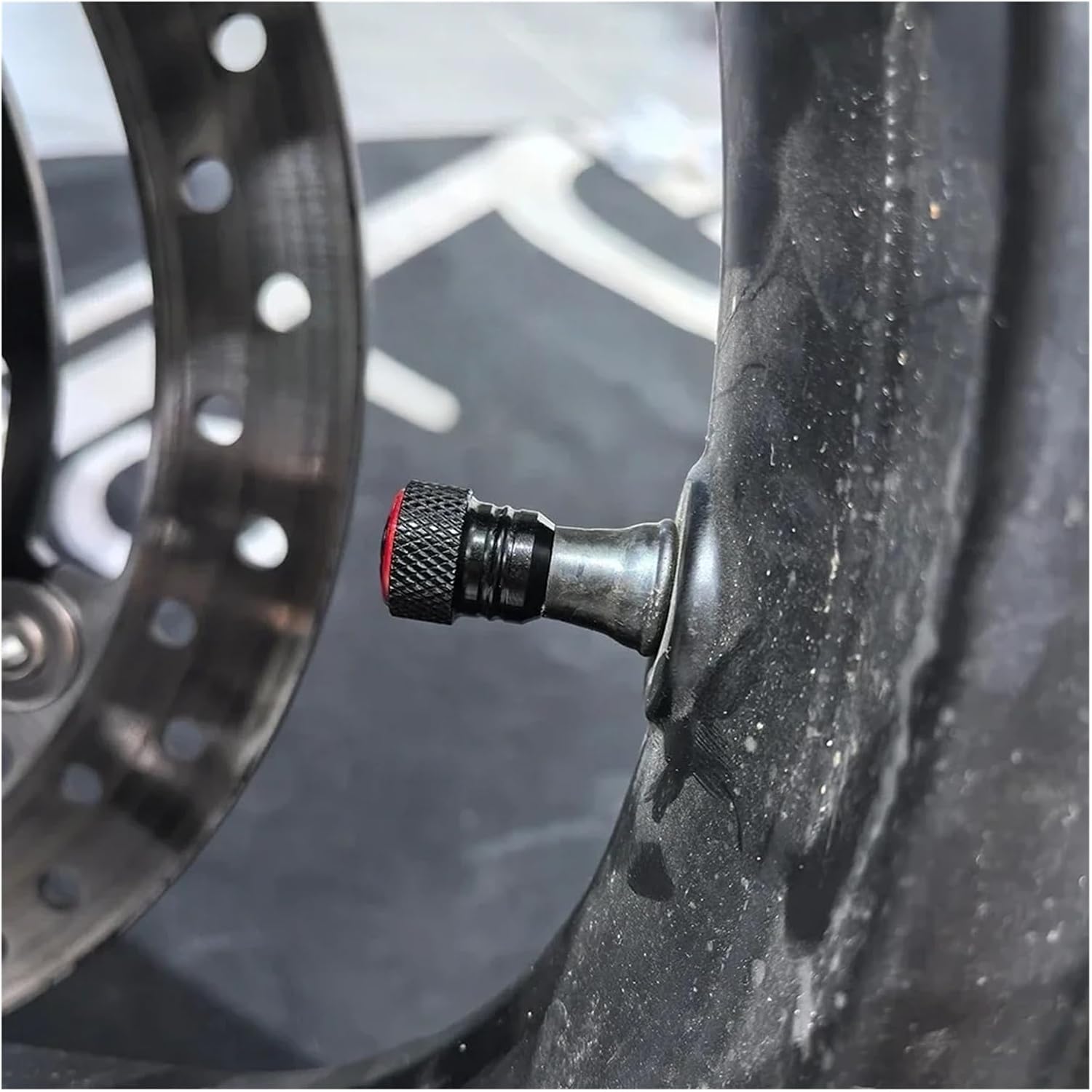 Motorcycle Kickstand Enlarge Plate For CF&MOTO 700MT CF 700 MT 2025 Acceesories Motorcycle Enlarged Pad Side Stand Support Kickstand Tire Valve Caps