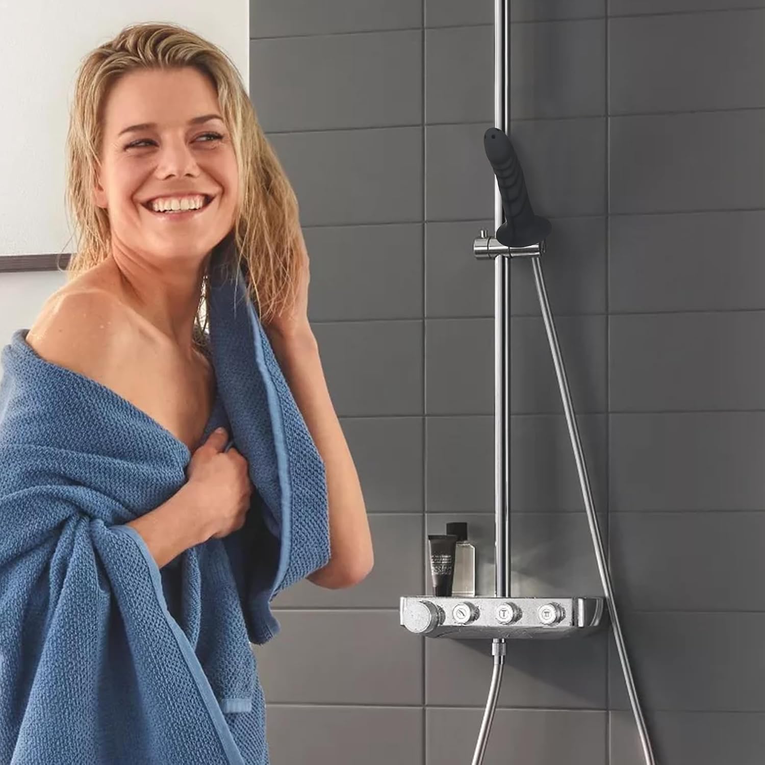 4 Holes Silicone Shower Cleaner Enema Douche System,Handheld Water Shower Nozzle Anal Rinse Vaginal Cleaning Kit for Men and Women, Black