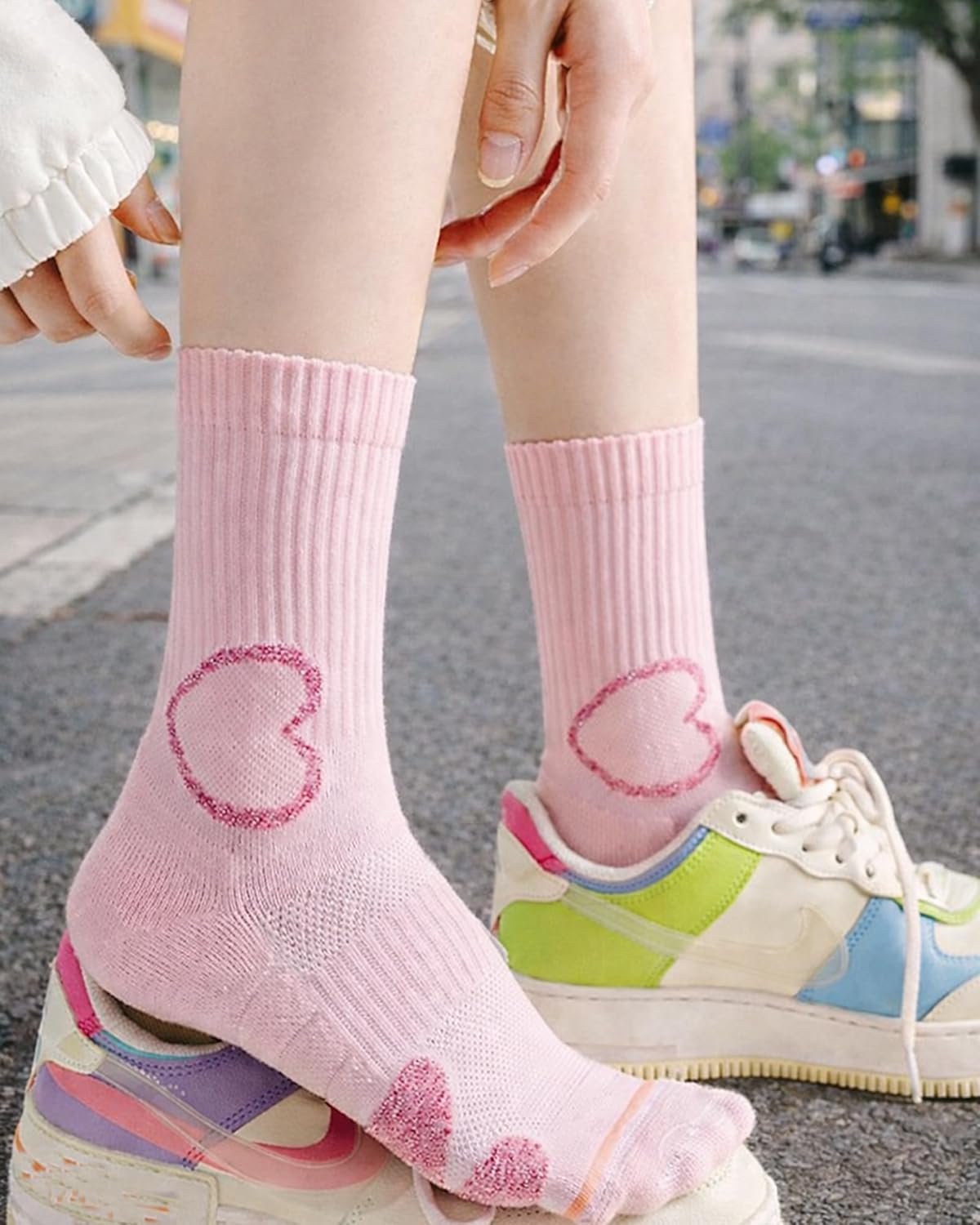 CHUNFO Women Athletic Crew Socks Cushioned Running Socks Breathable Arch Support Seamless Toe Heart Design Size5-9.5