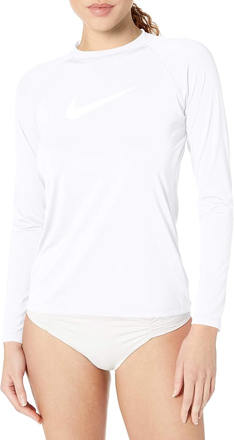 Amazon Co Jp Nike レディース Upf 40 長袖 ラッシュガード スイムtシャツ スポーツ アウトドア