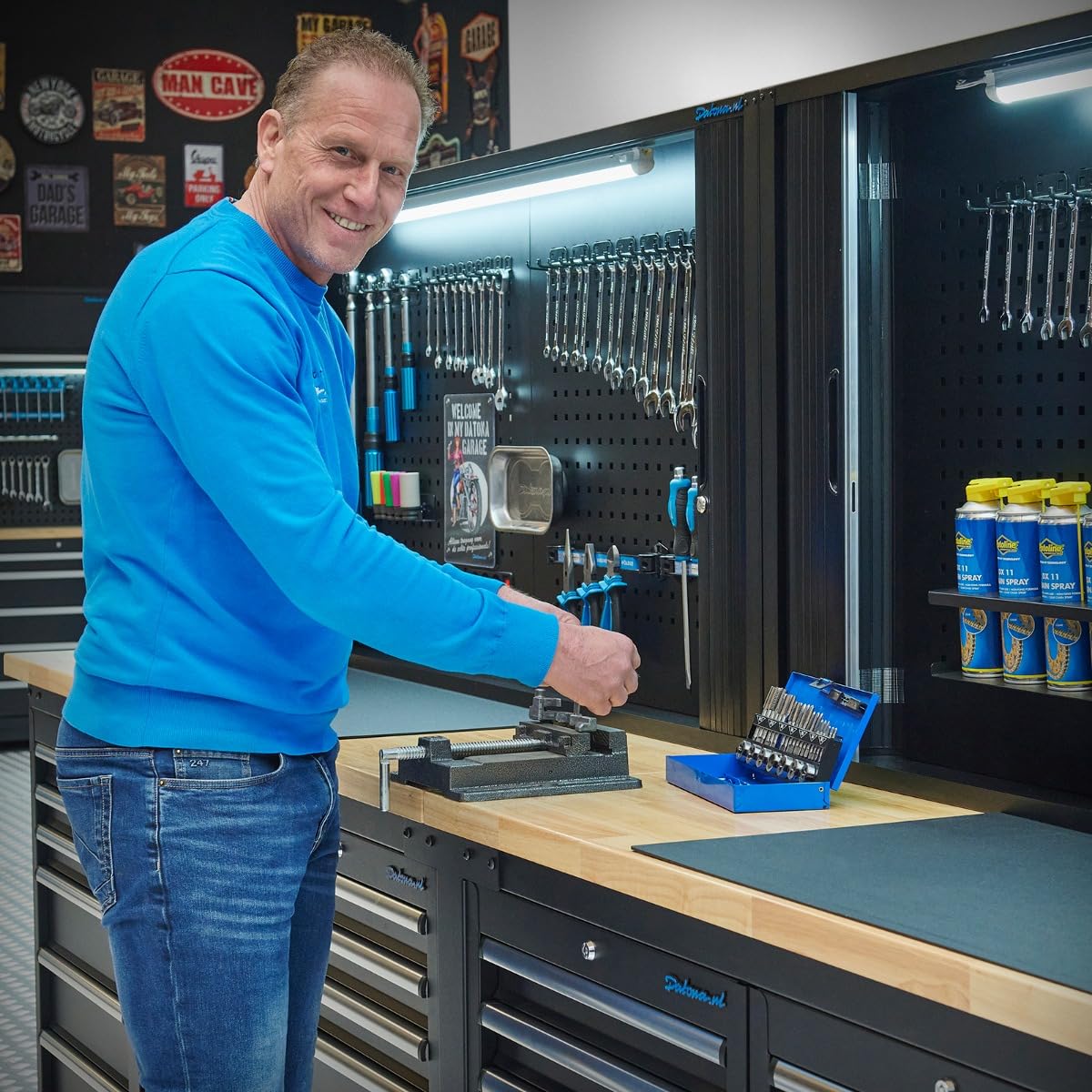 Datona PVC-Werkbankmatte 100 x 46 x 0,3 cm geräuschdämpfend und stoßabsorbierend zum Schutz der Arbeitsplatte