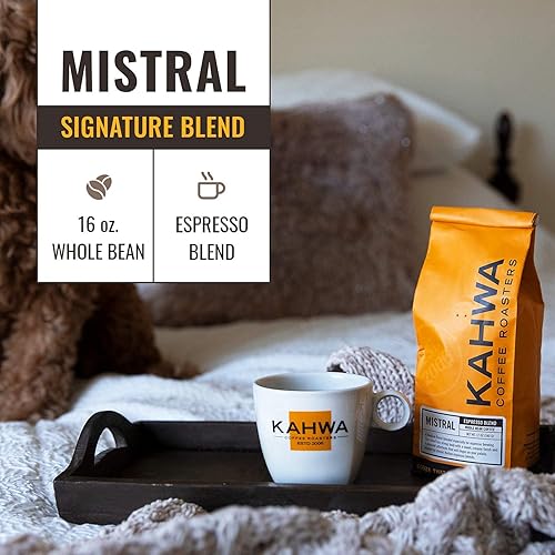 Miniatura 5 de Kahwa - Granos de café cubano, mezcla de espresso cubano tostado oscuro, café en grano entero, paquete de bolsa de 1 libra con café Kahwa Mistral