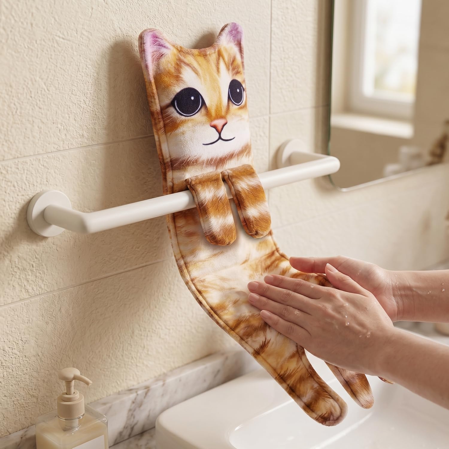 Cat Hanging Towels for Bathroom, Soft Super Absorbent Orange Washcloths & Hand Towel for Kitchen, Cute Animal Face Towel, Cat Lovers Gifts for Women