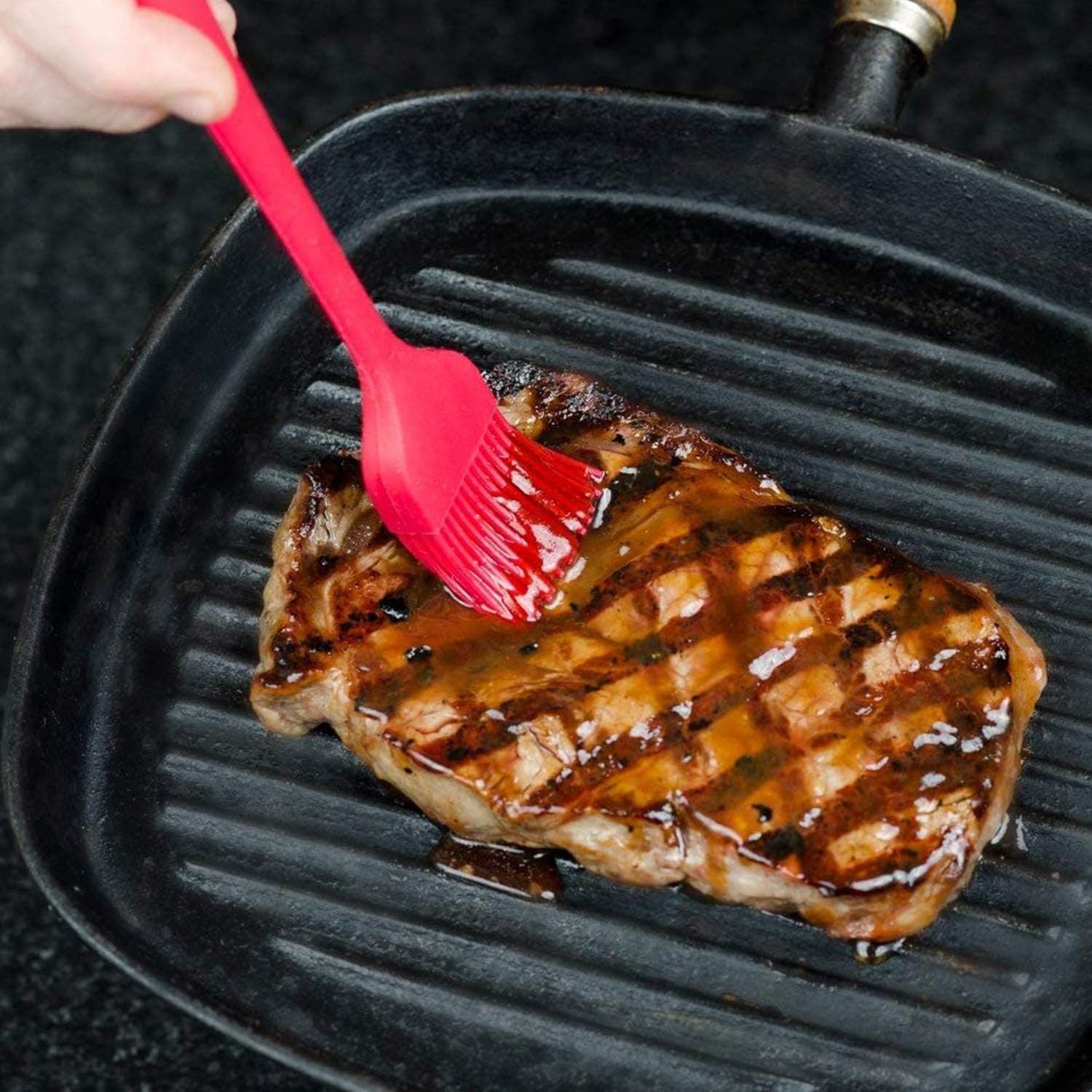 Silicone Pastry Brush Set | 2 Pack - Large and Small Brushes - Hygienic and Heat Resistant Kitchen Oil Brush Set for Baking, Cooking, Barbecue BBQ, Marinating, and Basting (Black & Red) : Patio, Lawn & Garden