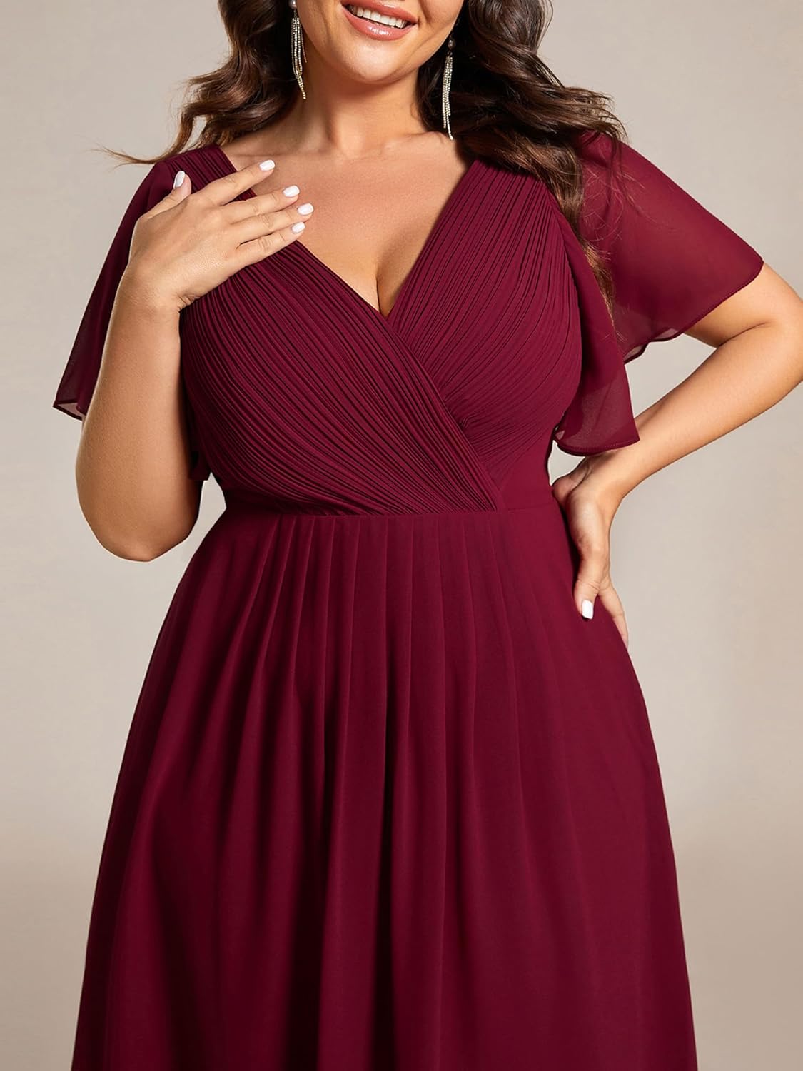 Ever-Pretty Women's Spring Chiffon V-Neck Plus Size Formal Wedding Guest Dress Short Sleeves Cocktail Dresses for Curvy Women - Image 5