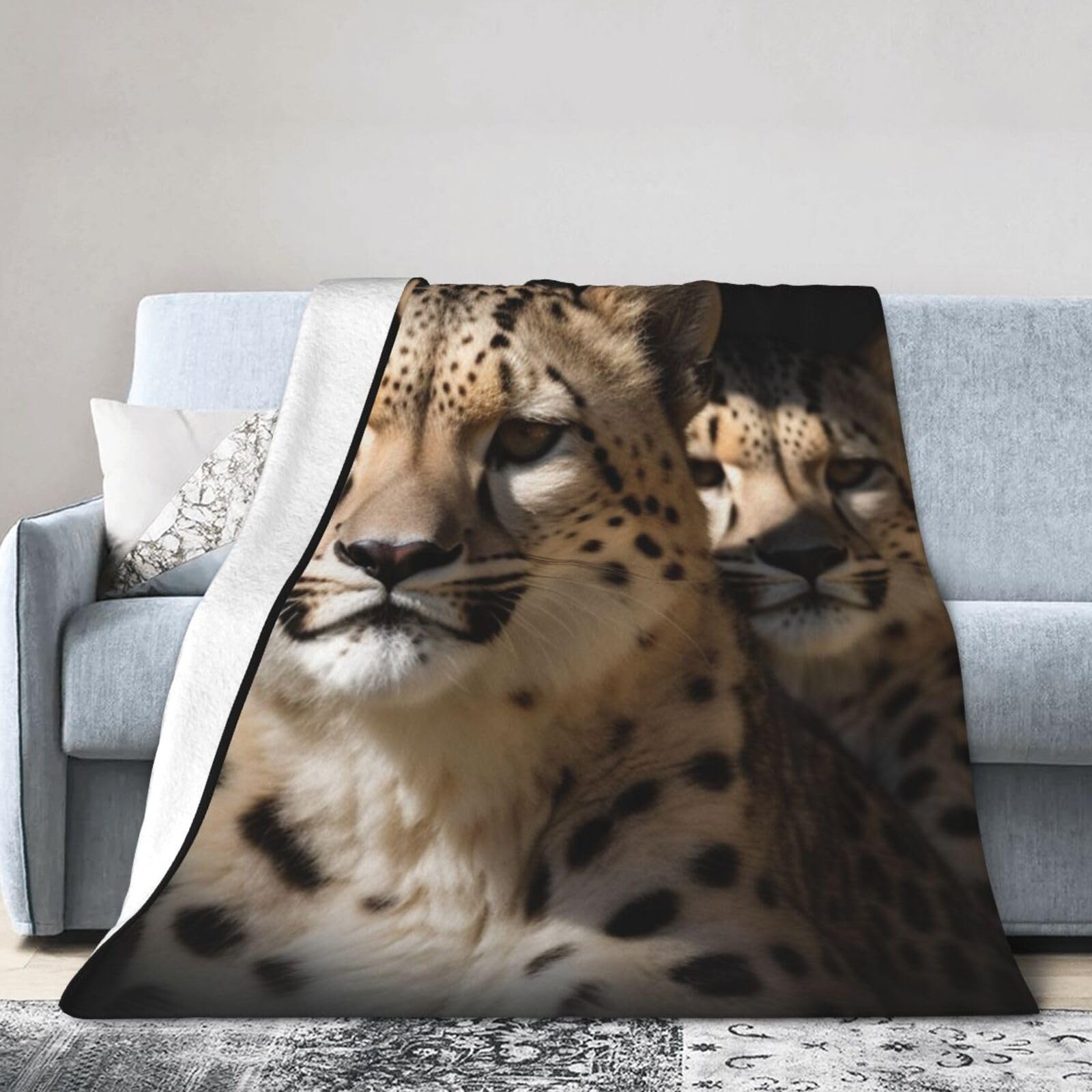 Couverture en micro-polaire ultra douce White Panther pour le camping et les nuits fraîches