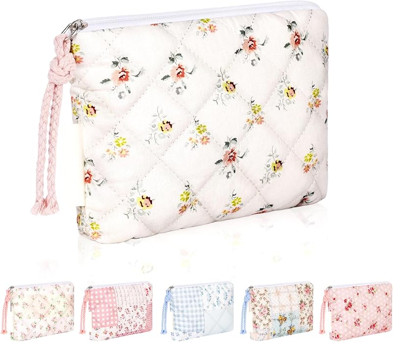 Necessaire de maquiagem matelassê Playexen com estampa floral amarela