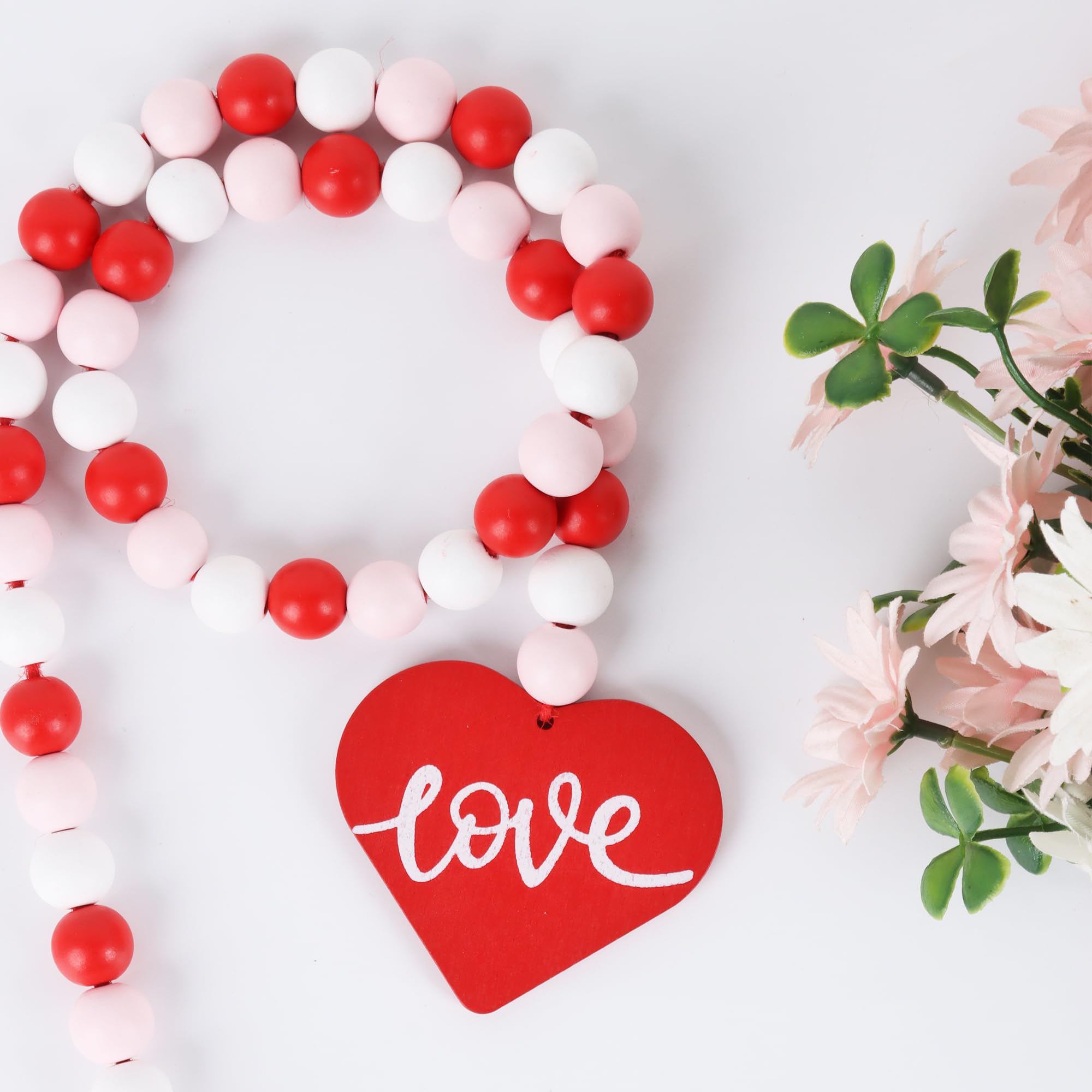 Valentinstag-Holzperlen-Girlande mit Quaste, Valentinstag, abgestuftes Tablett, Dekoration, Bauernhaus, rustikale Perlengirlande mit rotem Herz für Wandbehang, Heimdekorationen