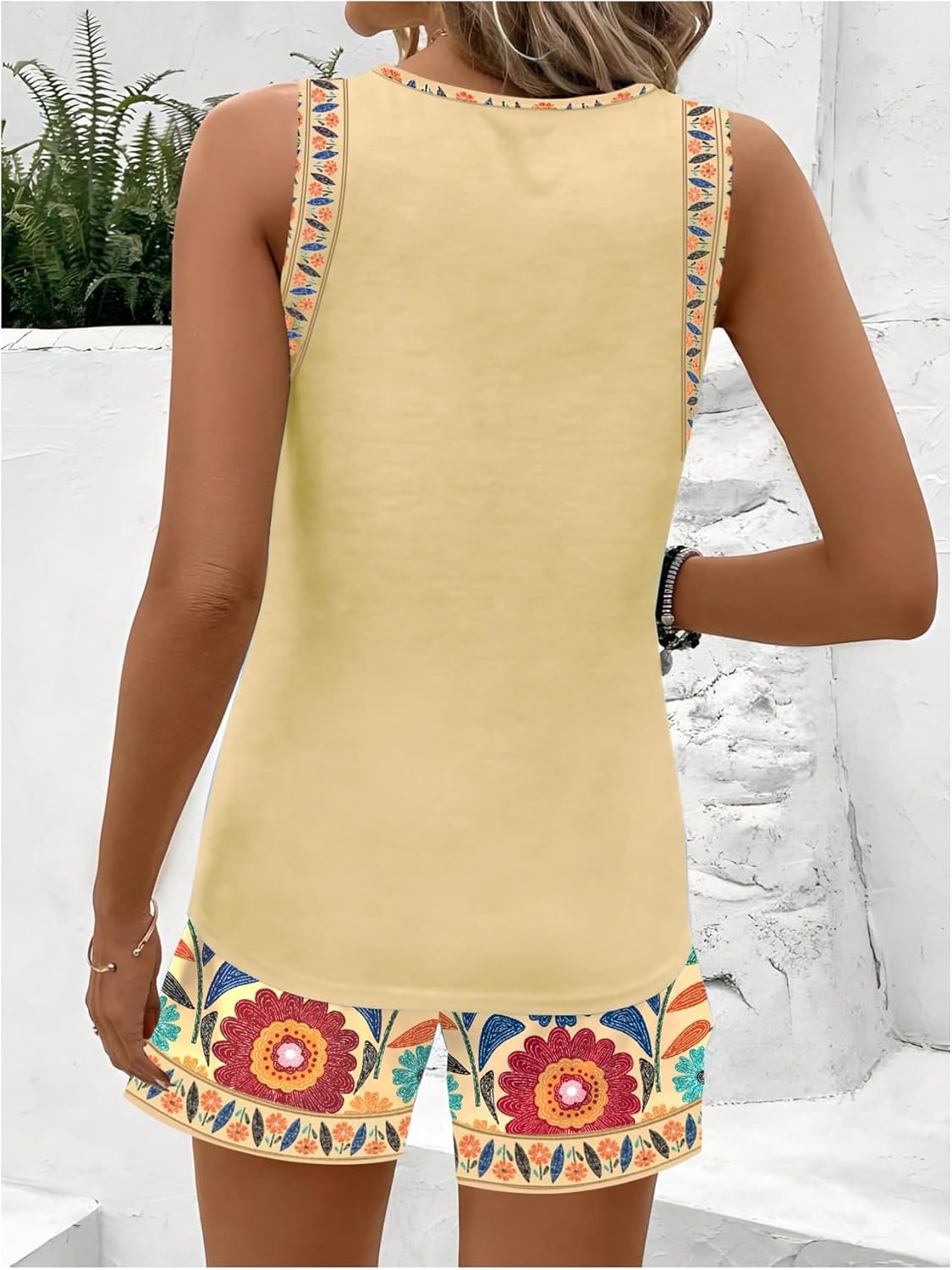 Women’s 2 Piece Beach Vacation Clothes Floral Tank Top and Shorts Set Tropical Summer Outfits - Image 2