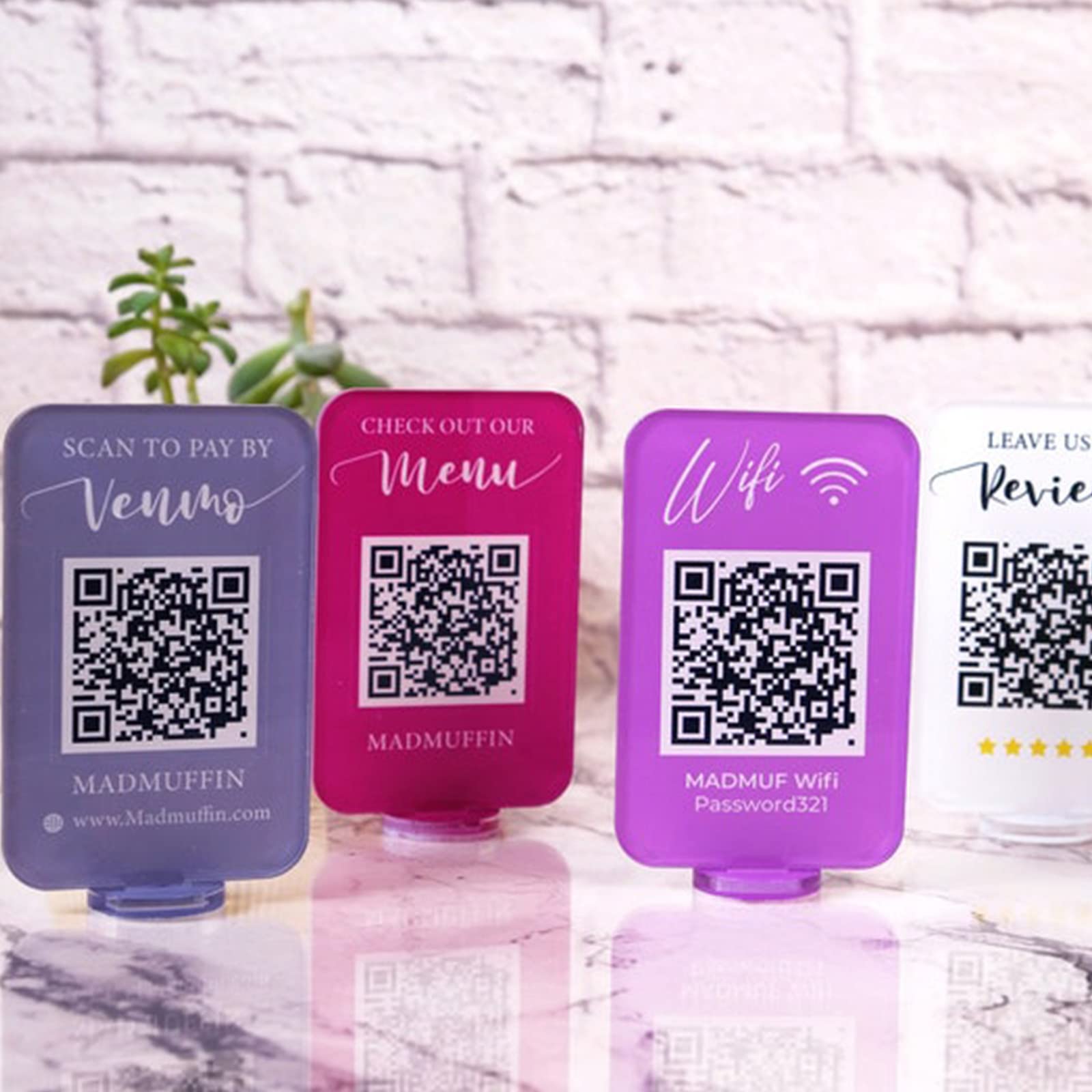 Custom Acrylic Mini Wifi Sign Board Qr Code Social Media Business Board with Stand Scan to Pay Guest Wifi Pas for Shop