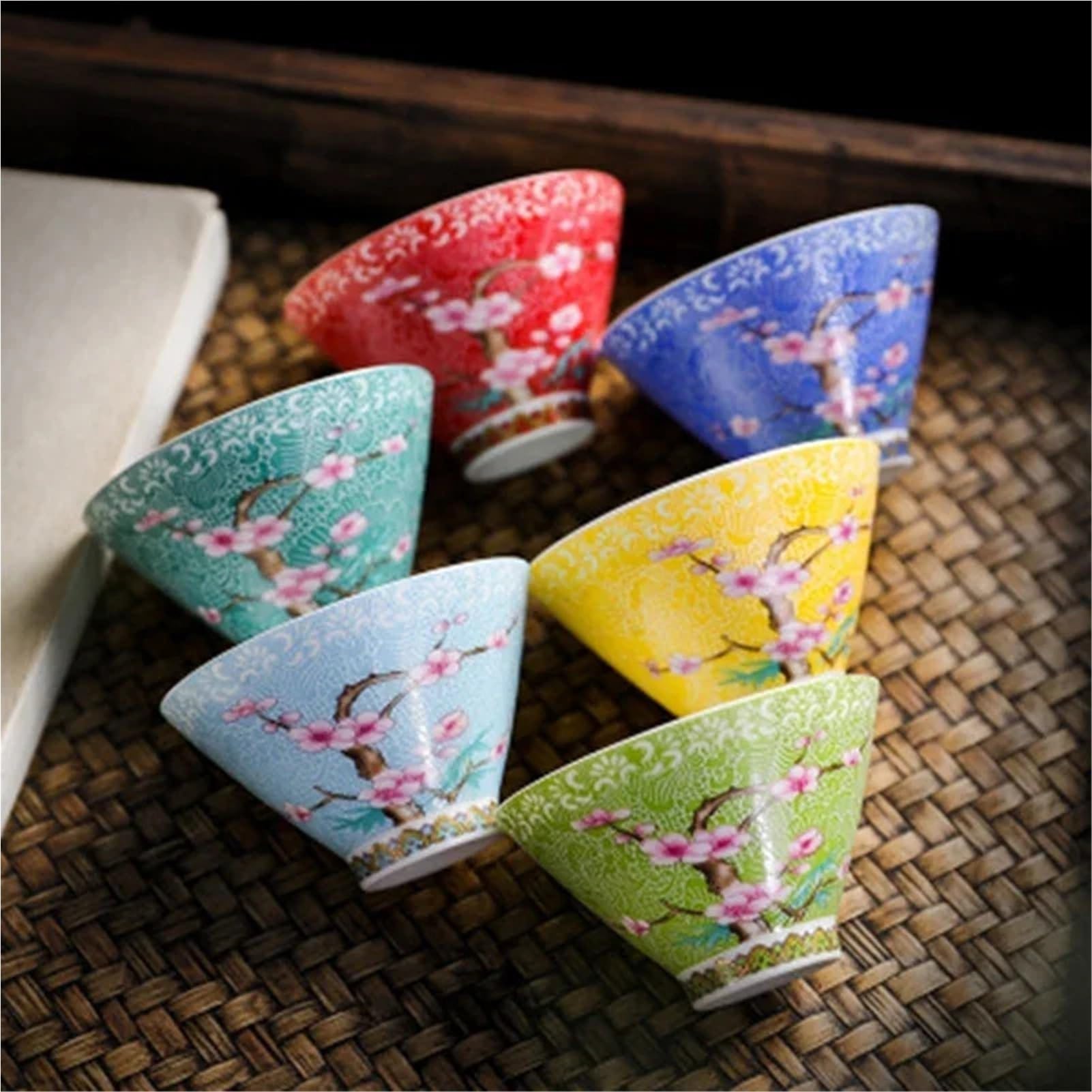 Chiński zestaw do herbaty Kungfu z 6 filiżankami małej ręcznie rysowanej ceramicznej miski do herbaty z kwiatami brzoskwini(Orchid 1 zestaw)