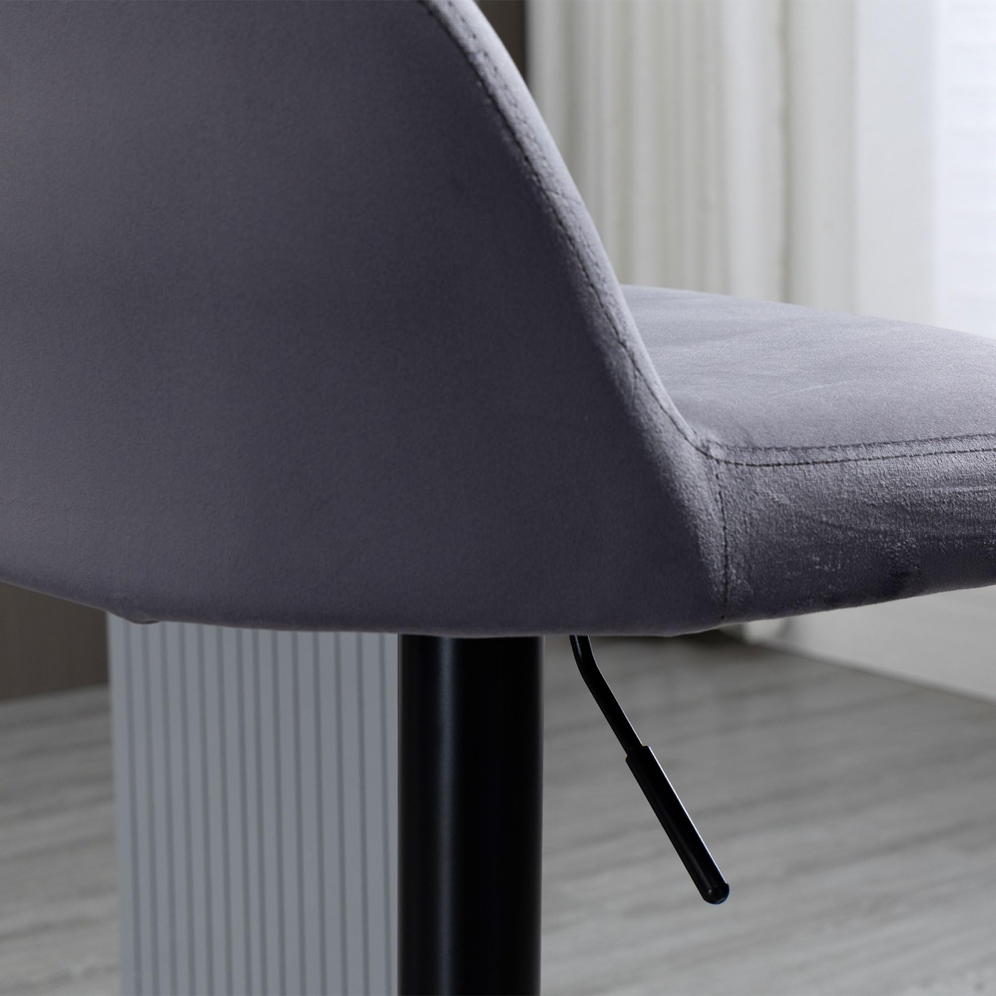 HOMCOM Lot de 2 Tabourets de Bar Repose-Pieds Hauteur Réglable Gris Noir