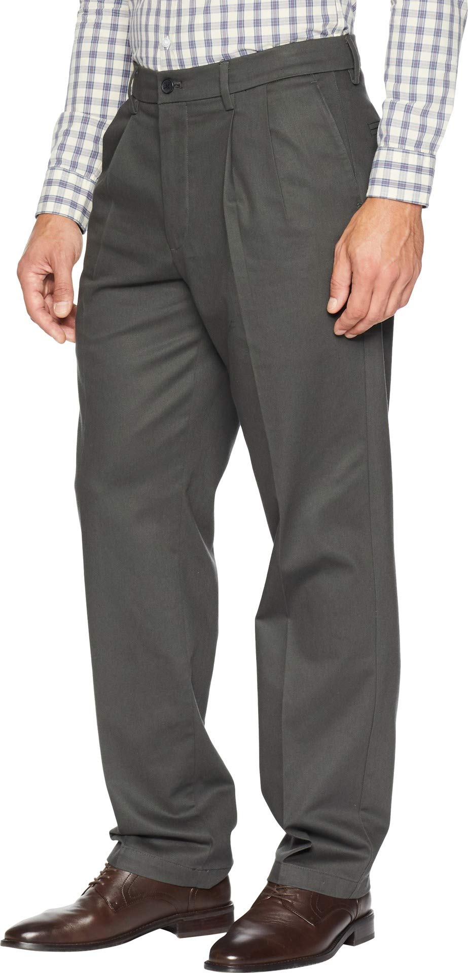 Dockers Classic Fit New Signature Khaki Pants D3 - Pleated - Pantalones Hombre