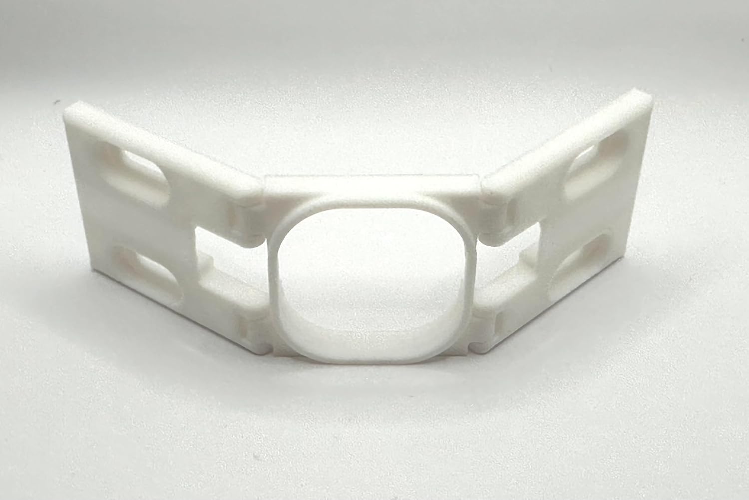 Gable Peak Mount for Pro Govee Outdoor Permanent Outdoor Lights (6)