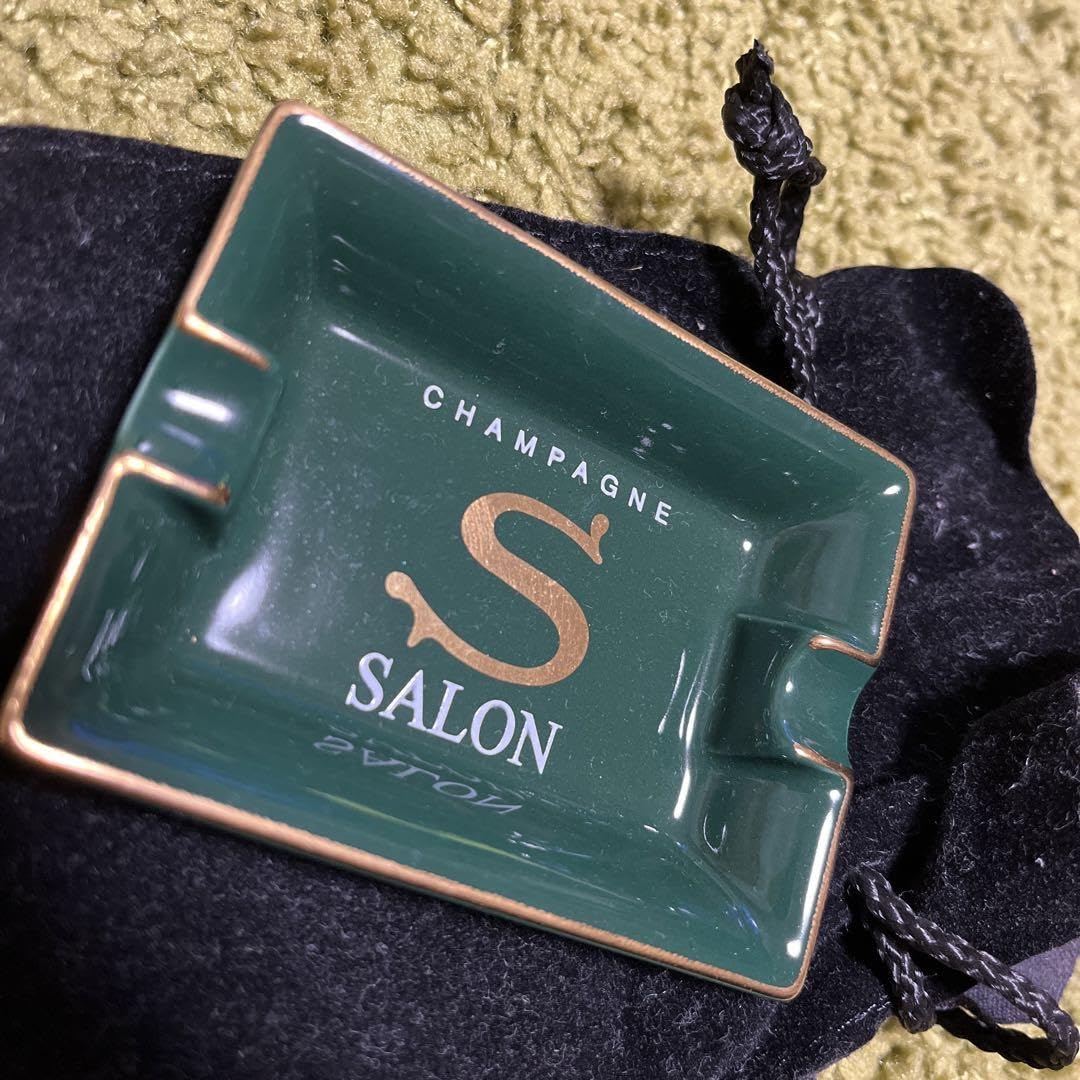 シャンパーニュSALONの灰皿 Amazon.co.jp: シャンパーニュ サロン 灰皿 ノベルティ