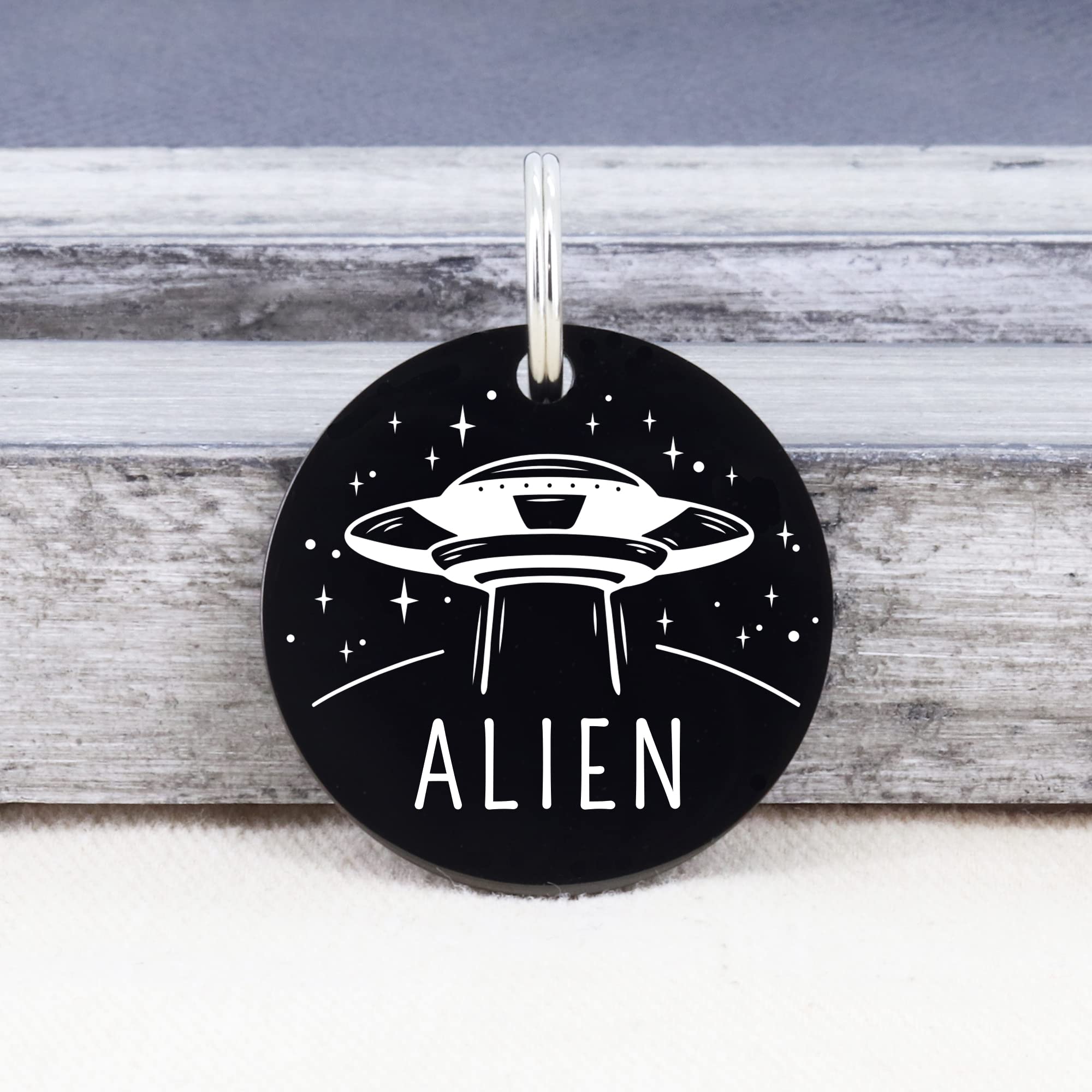 UltraJoys Stainless Steel Pet ID Tags - Personalized Front and Back Engraving, Cat and Dog Tags with Alien Design, Optional Engraved on Both Sides, Round
