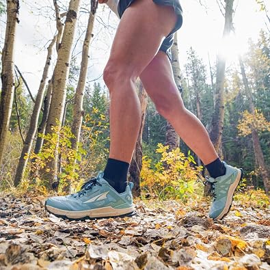ALTRA Women's Lone Peak 8 Trail Running Shoe