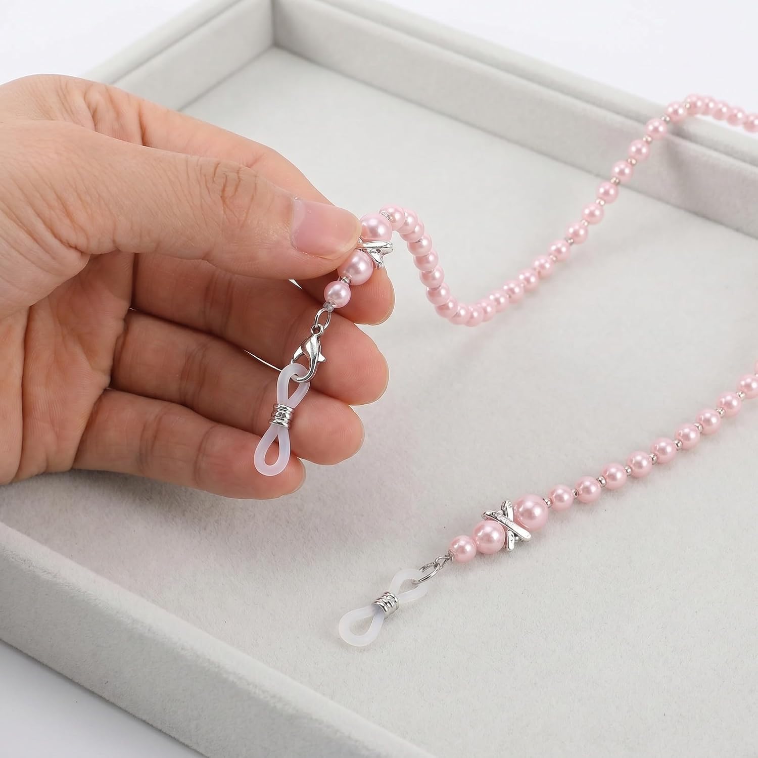 Operitacx Eyeglass Chains: Pink Faux Pearl Eyeglasses Chain Necklace - Non-Slip Sunglass Holder Strap for Women - Anti-Lost Glasses Necklace for Sports Travel