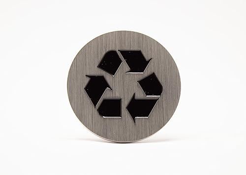 Concept Hardware Logotipo de reciclaje, emblema, medallón, cocina, oficina, parte delantera del gabinete, 1.5 pulgadas, acero inoxidable, latón,