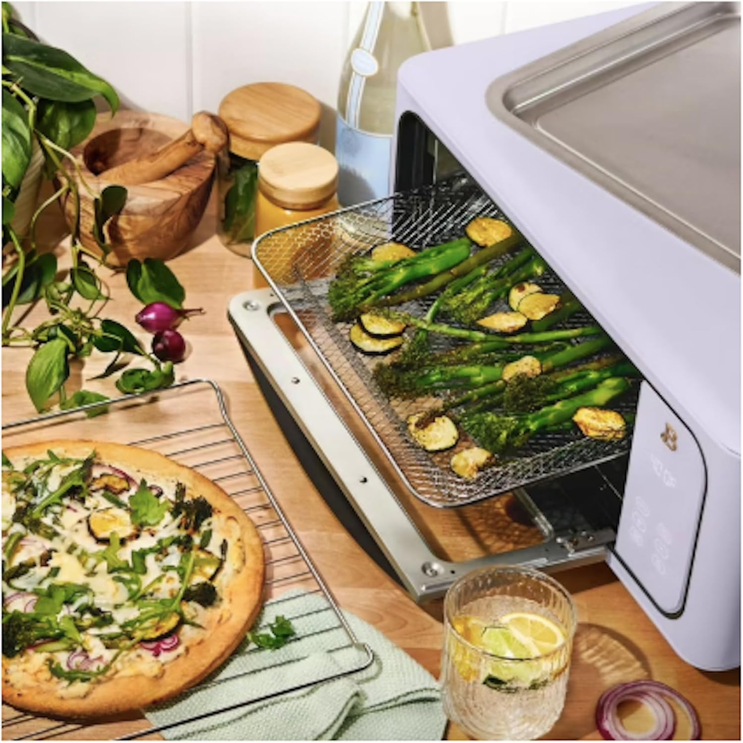 Stunning Infrared Air Fry Toaster Oven, 9-Slice, 1800 W, by Drew Barrymore (Laveneder)