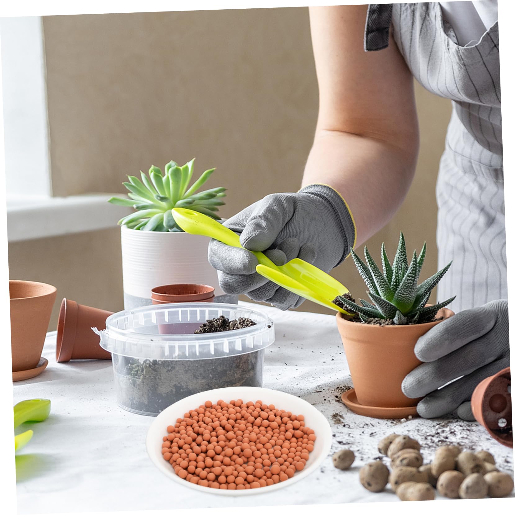 TOYANDONA Ceramsita de Jardín 2 Bolsas Roja para Cultivo de Flores | Sustrato Aniónico, para Maceta Hidropónica y Cuenco Mat, Drenaje Rápido Gusanos
