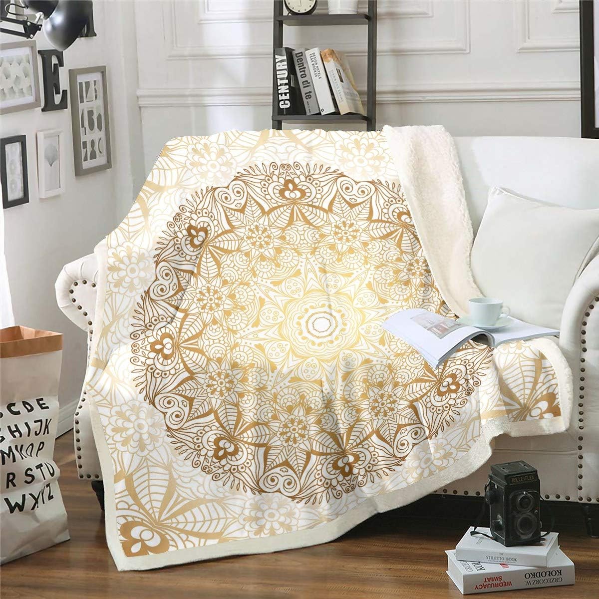 Boho Mandala Blanket 150 x 200 cm Chic Cuddly Blanket Bohemian Style for Teenagers Luxury Golden White Mandala Decor Blanket Exotic Floral Pattern Flannel Fleece Blanket