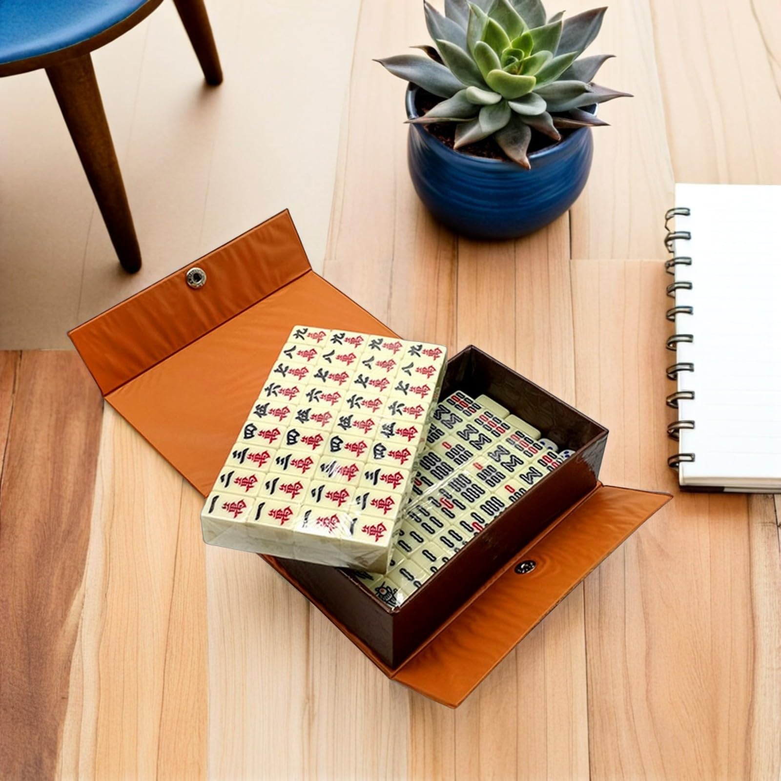 SUPVOX Set Mahjong da Viaggio Portatile con Dadi Kit Gioco Mahjong Cinese Leggero e Resistente Adatto per Viaggi in Treno e Casa Materiale Durevole con Superficie Colore Casuale