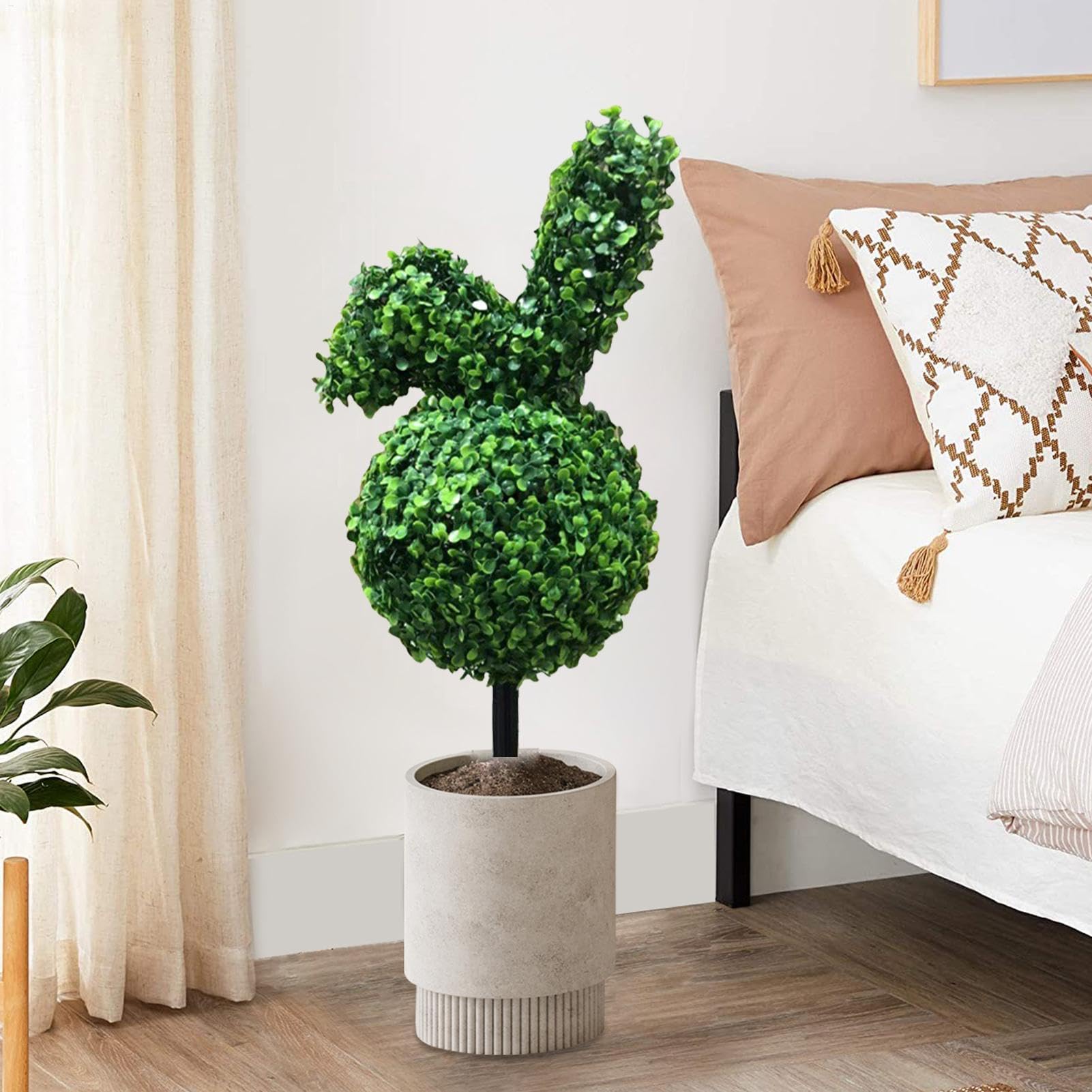 Bunny Topiary - Fausse Verte - Piquet de Sol Inclus - Hauteur : 70 cm - 35 x 23 x 20 cm - Décoration d'intérieur - Lapin Artificiel