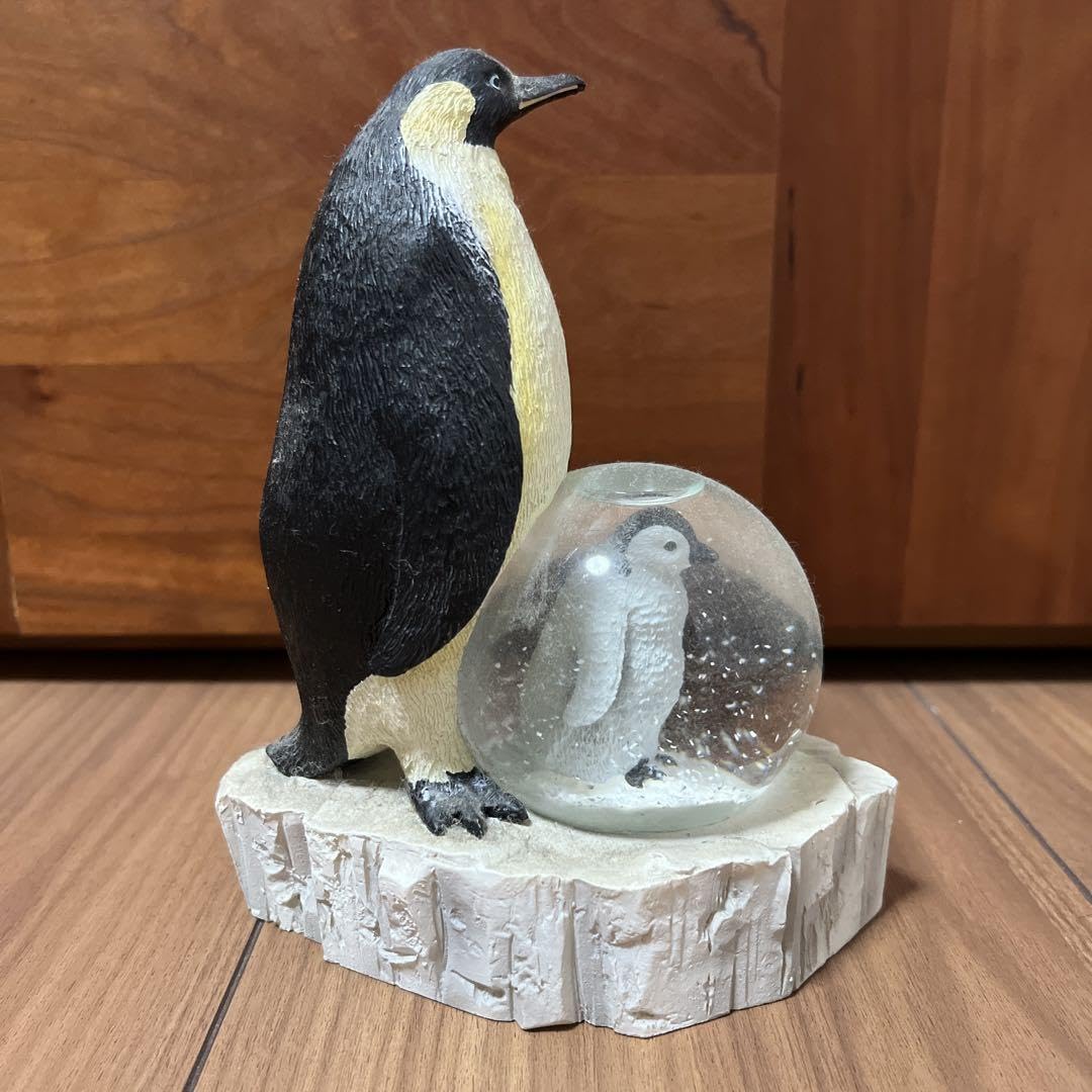 ペンギンとホッキョクグマのスノードームセット Amazon.co.jp: スノードーム ペンギン インテリア : おもちゃ