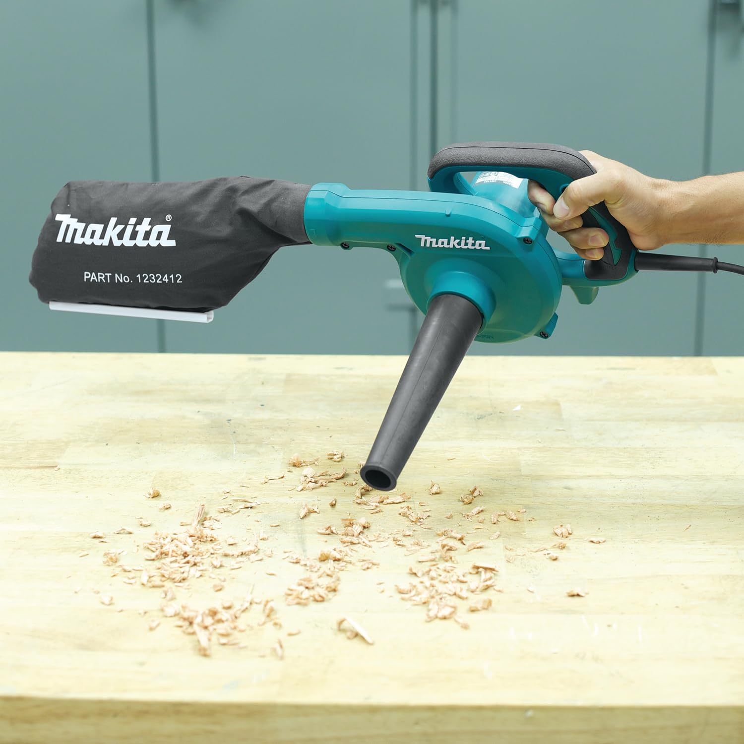Makita SOFFIAT-ASPIRATORE 600W, Con cavo elettrico