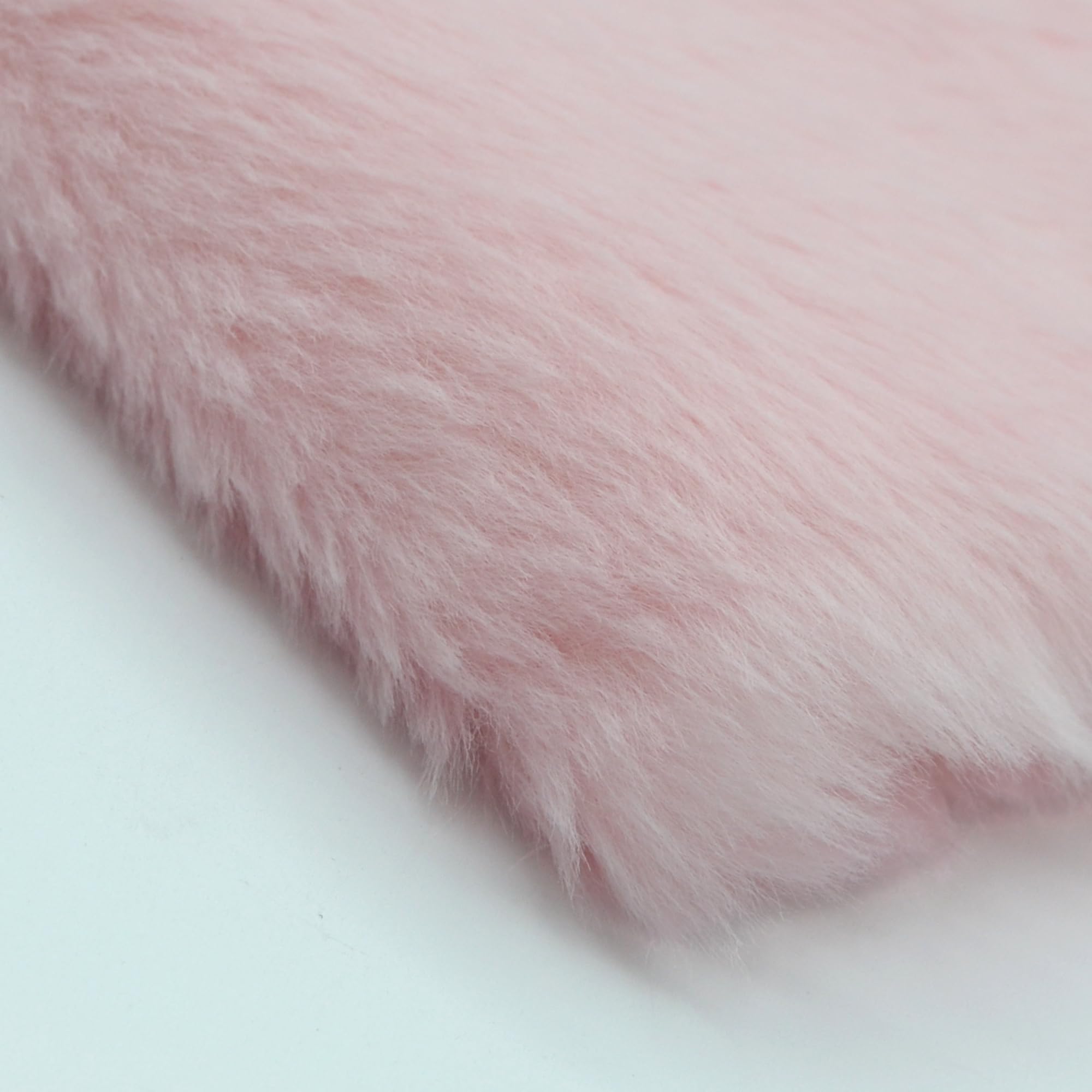 celloexpress Light Pink Wolf Plush Fur - 25mm Pile Teddy Bear & Soft Toy Making Faux Animal Fabric (4m - 400cm x 150cm)