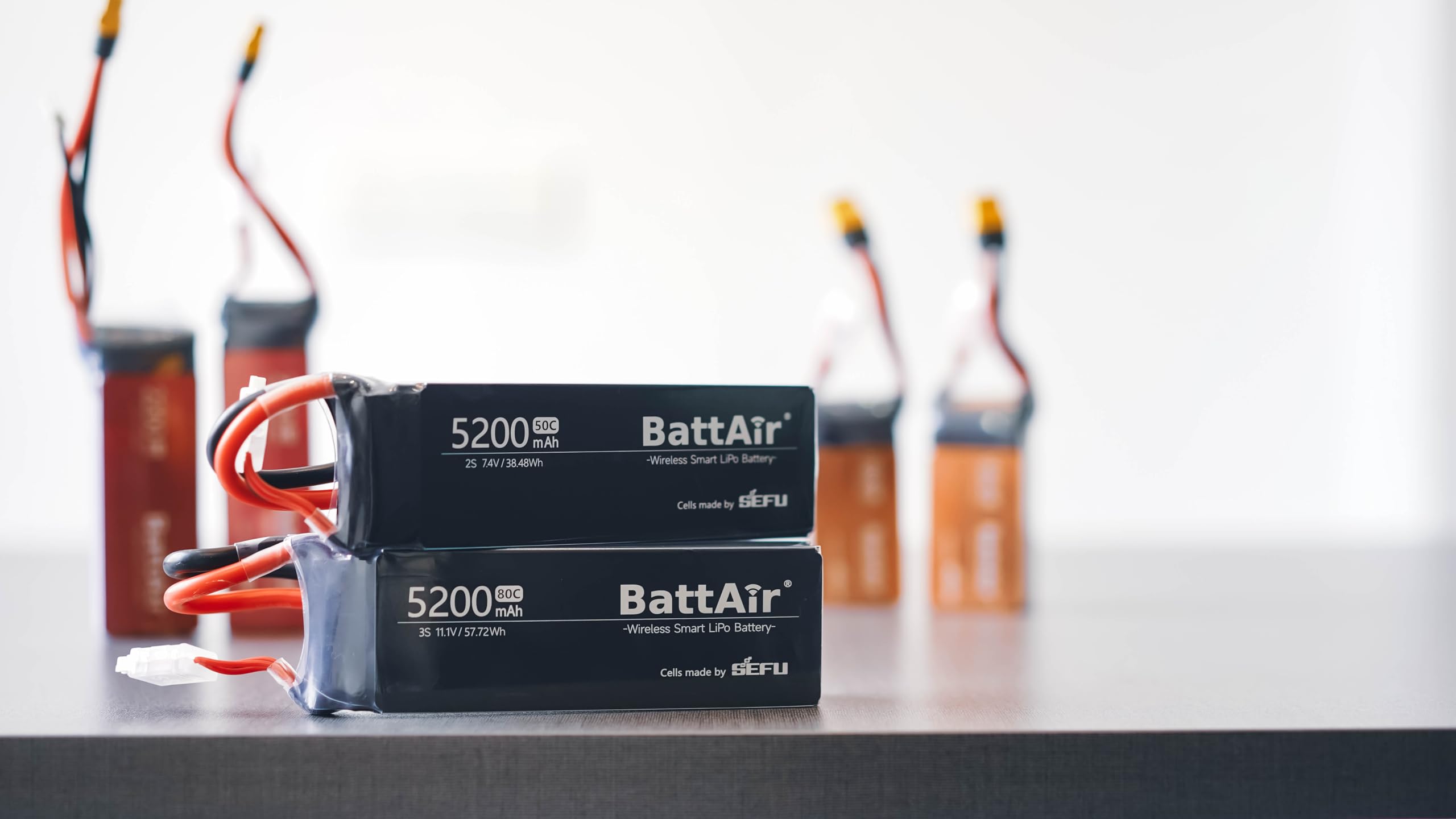 ISDT 7,4V Smart Lipo Akku 2S 50C 5200mAh BattAir Rc Auto Batterie mit XT-60 Stecker Hobby Akkus mit Lipo-Tasche für RC Flugzeug Hubschrauber Plane Boot 1:10,Per Mobiltelefon Bedienbar(2 Packs)