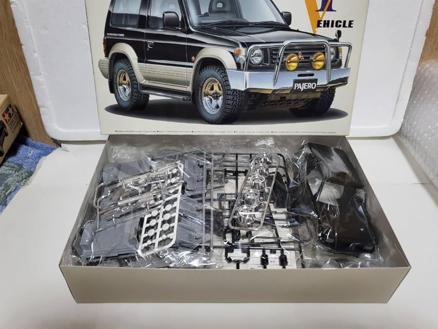 Amazon.co.jp: アオシマ 1/24 ETVシリーズ 三菱 パジェロ