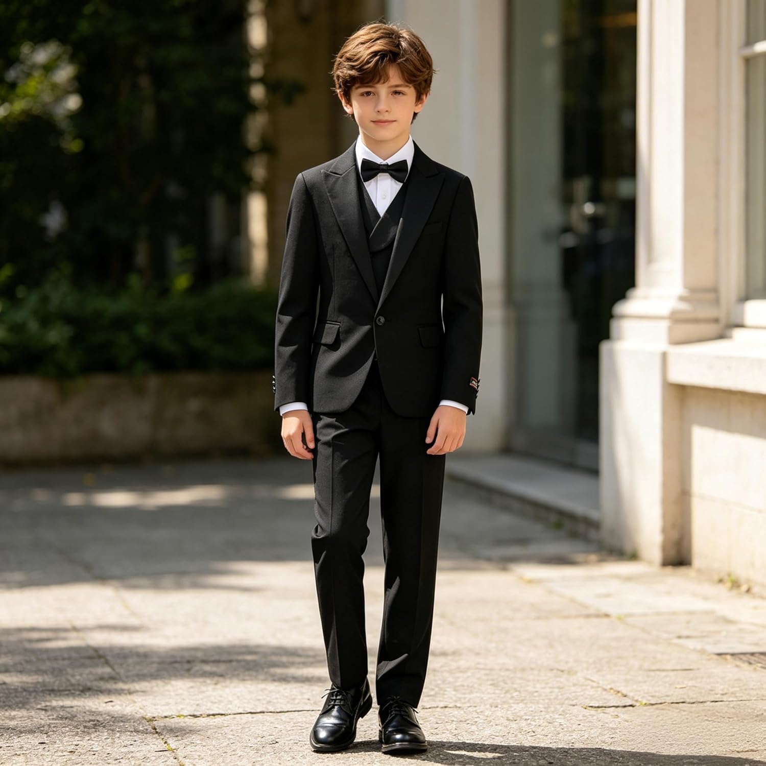 Lamgool Boys Tuxedo Suit 3 Piece Slim Fit Set with Blazer Jacket Vest Pant Kids Formal Outfit for Wedding Prom Size 6-20