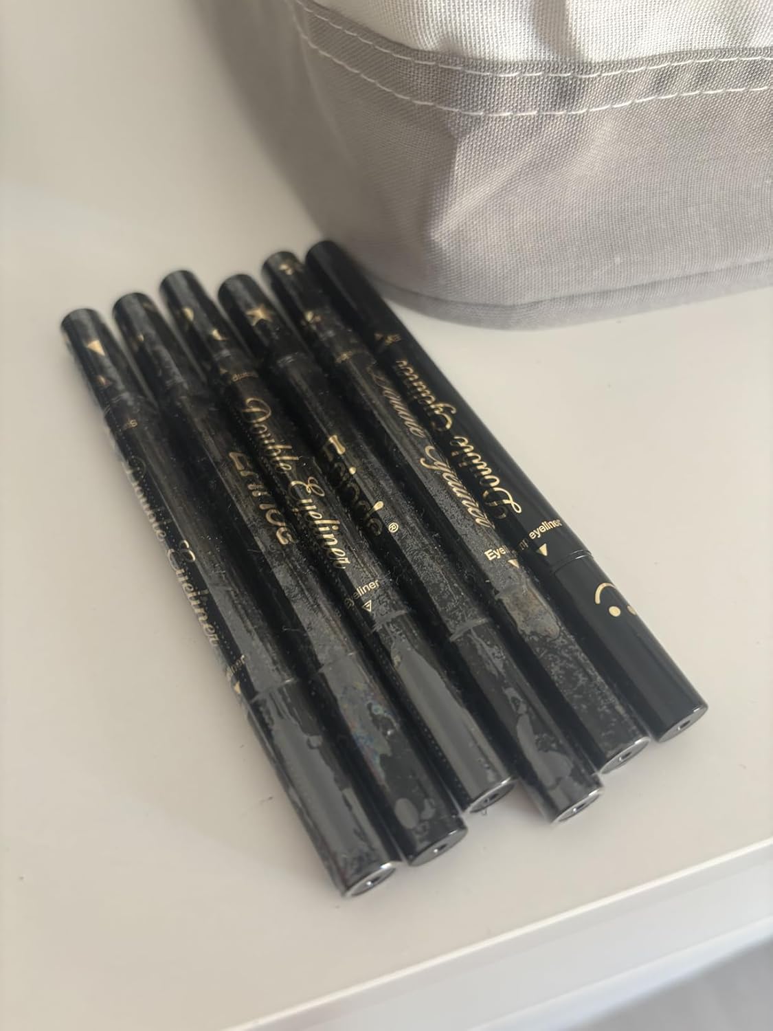 Erinde 6 Colors Liquid Winged Eyeliner Stamp Pen Set, Double-Ended Black Red Green Purple Blue Eye Liner Pencil, Long-lasting Waterproof Stamp Eyeliner Set for Eye Face Makeup