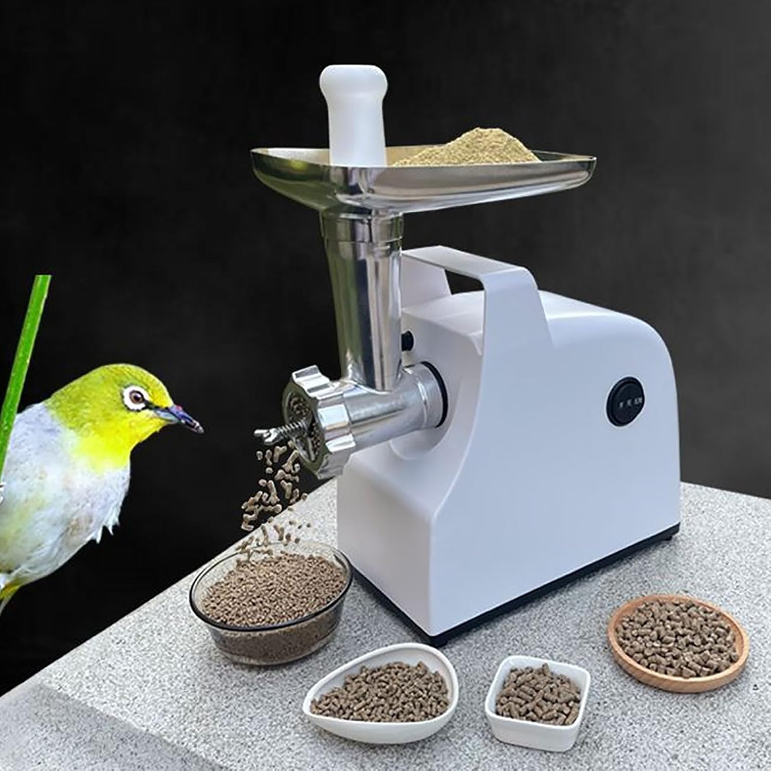 Electric Food Pellet Machine for Animal Feed - 7 Optional Pellet Plates, Improves Feed Nutrition, Ideal for Bird and Pet Food Preparation