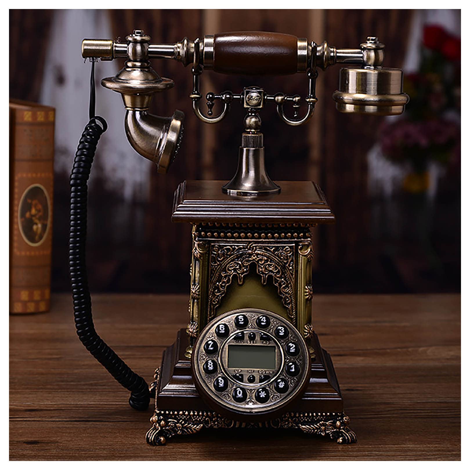 Téléphone antique retro et rotatif pour decoration de maison et cafe