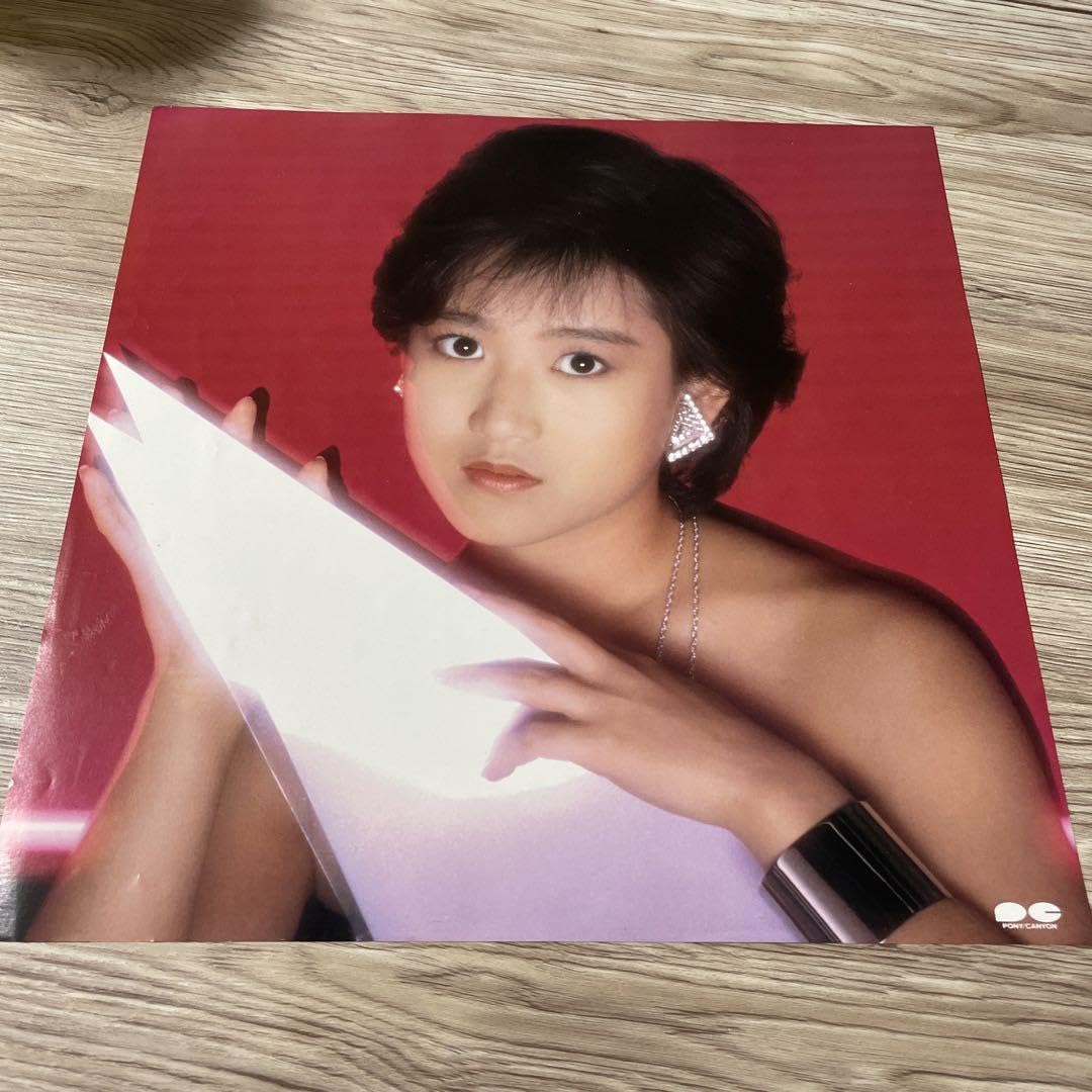 岡田有希子　ヴィーナス誕生　ピンナップ　ポスター　昭和アイドル Amazon.co.jp: 岡田有希子 ヴィーナス誕生 ピンナップ ポスター