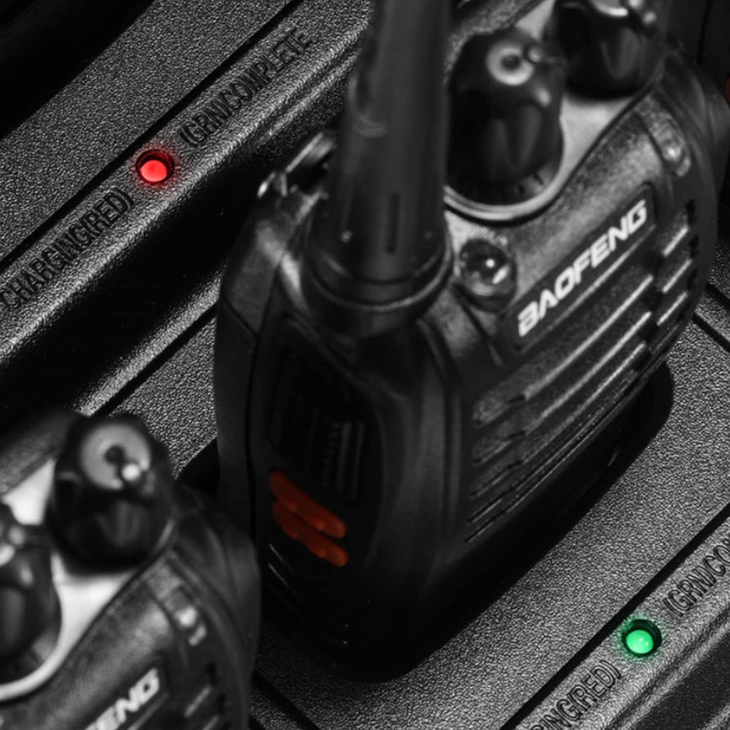 BAOFENG BF-888S Six Way Charger Desktop Multi Unit Charger Station for BF-888S H-777 BF-88ST Two Way Radio Walkie Talkie and Battery- 1Pack