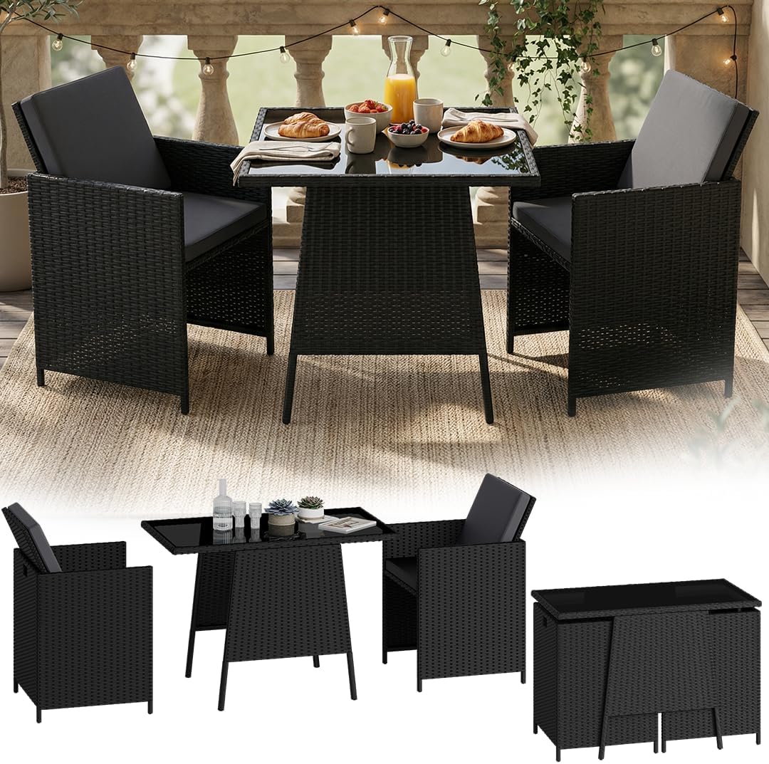 STEELSØN Xenara Essgruppe 3-teilig, 2 Personen, Schwarz/Anthrazit, Rattan | Balkonmöbel Set, klappbare Stühle mit Sitzkissen, Tisch mit Glasplatte, platzsparend, Gartengarnitur, Outdoor, Terrassenmöbel