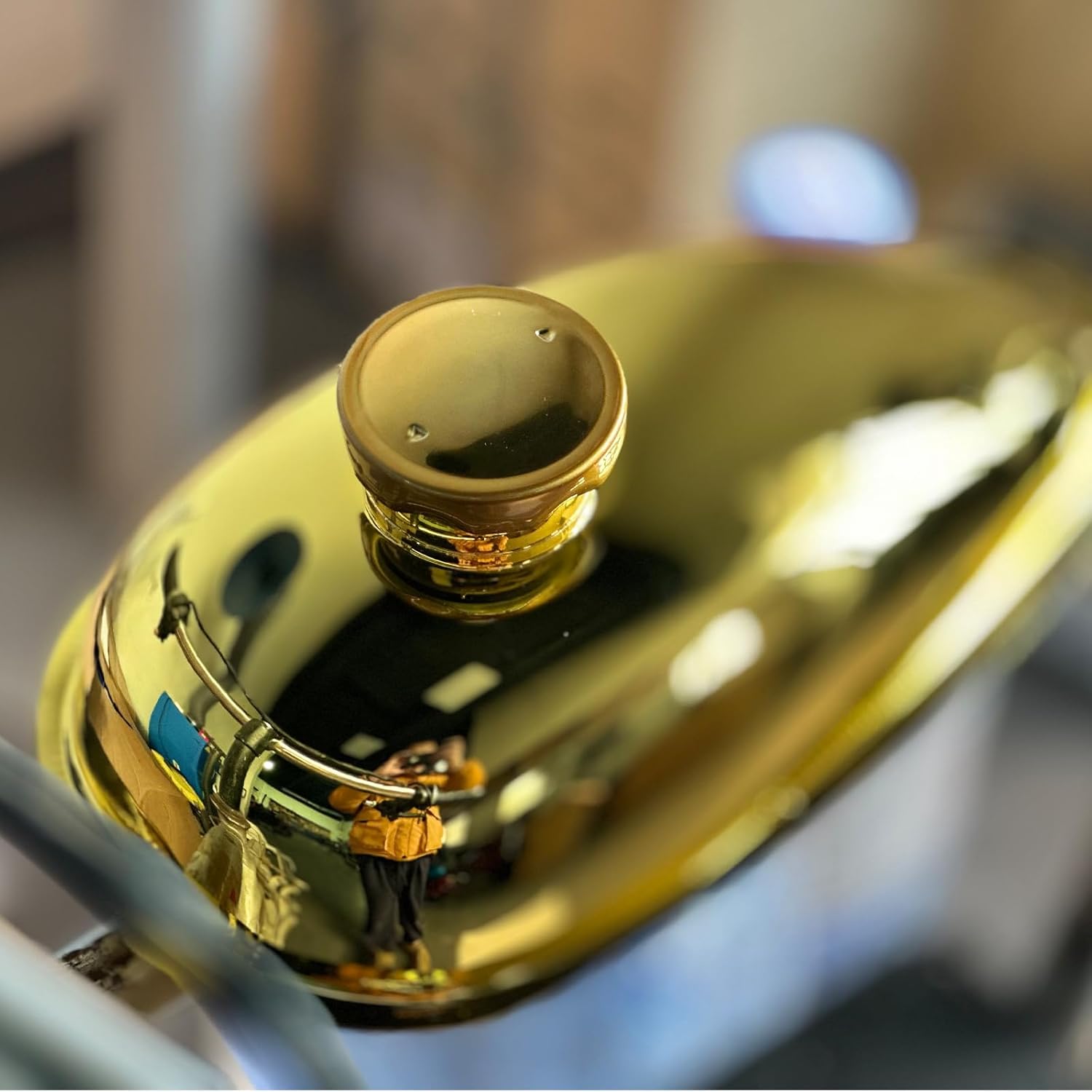 sthus Upgraded 4l 1.06 Gallons Replacement Gas Fuel Bright Coating Fuel Tank Externally Threaded With Cap Petcock For 80cc 66cc 49cc Engine Motorized Bicycle (Gold)