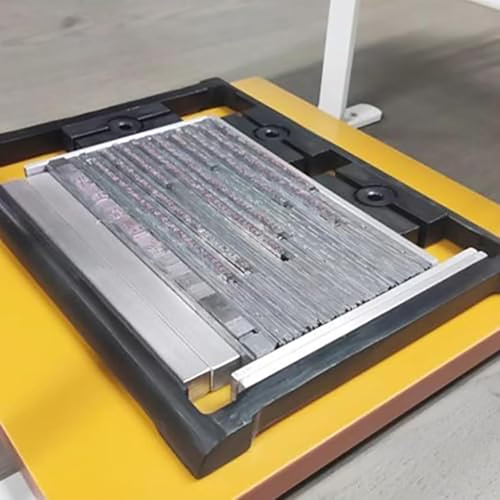 Macchina da stampa a leva manuale per tagli in legno e linoleum con regolazione in altezza